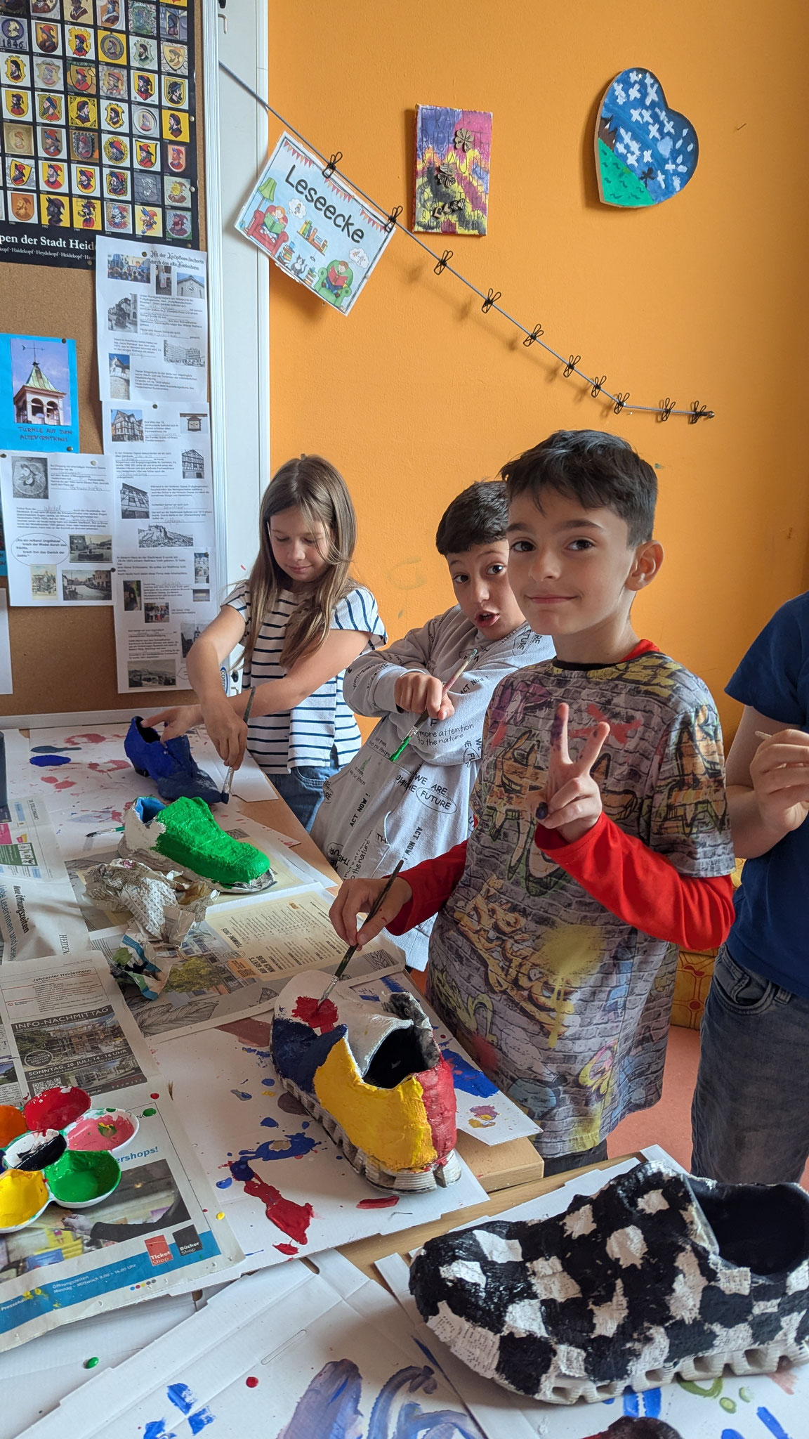 Projekt: „kunstvolle Mode“ Mode-Design 3b