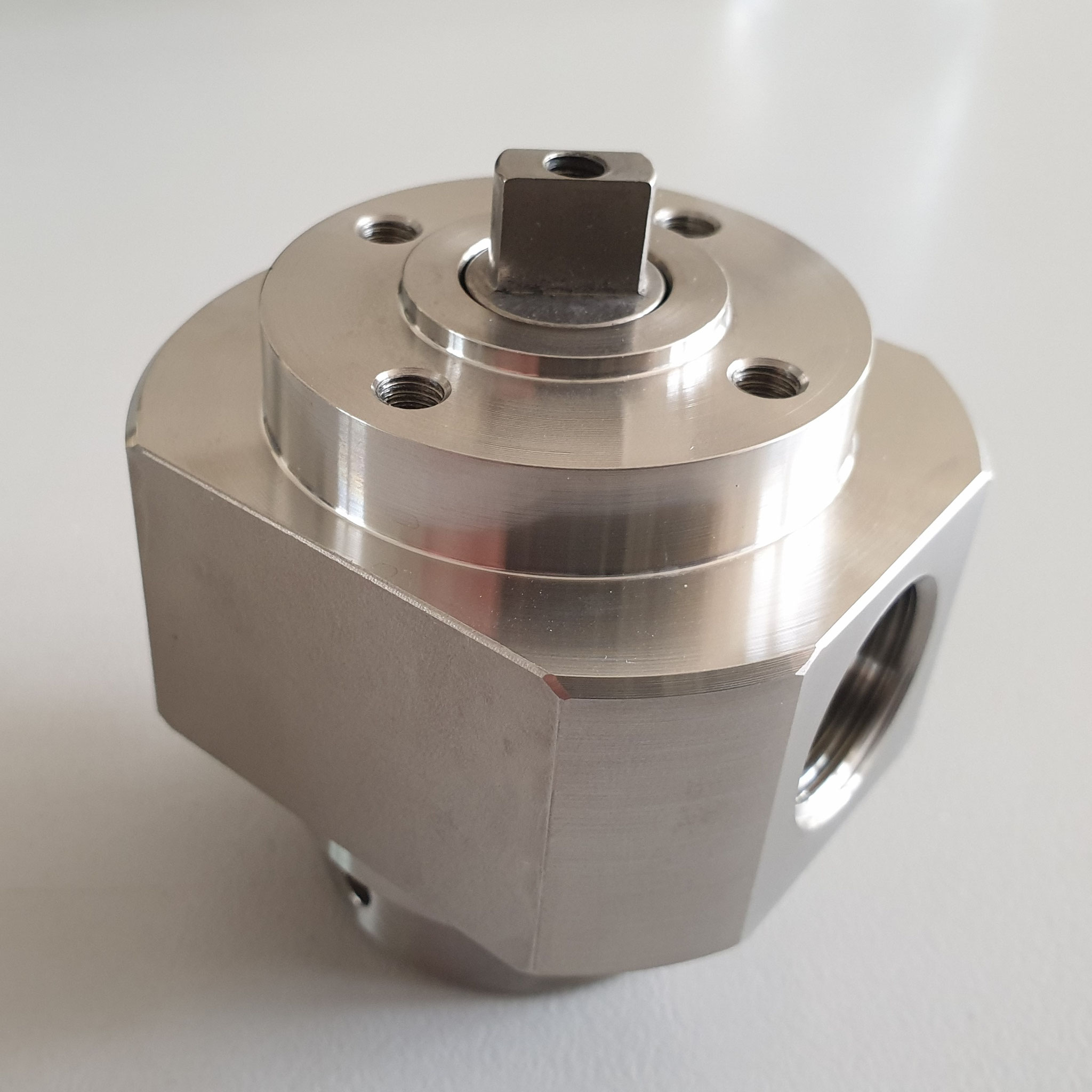 Cross Valve Dilution Control HeadboxRundverteilerStoffauflauf