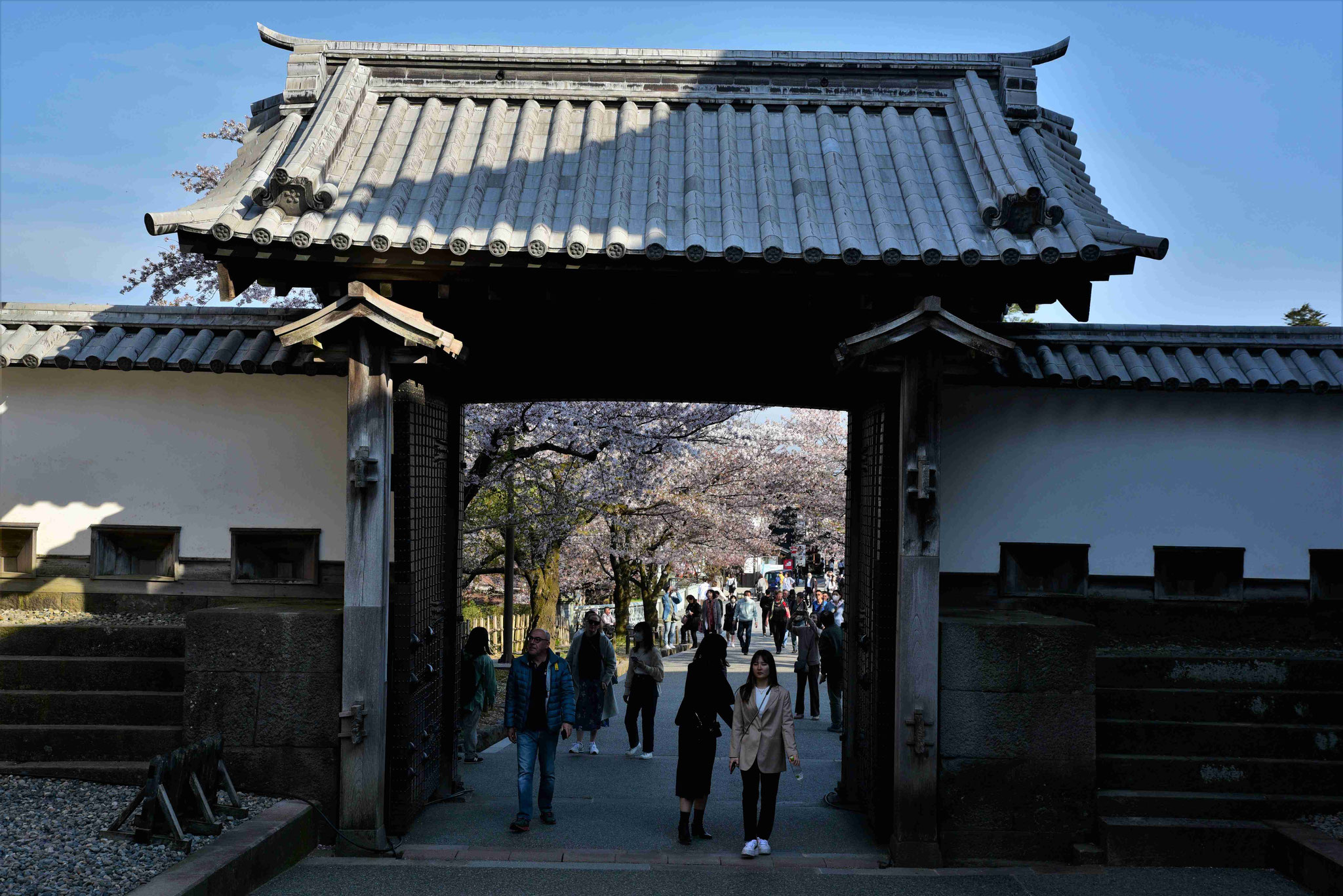 Eingang in die Burg von Kanazawa - relativ menschenleer
