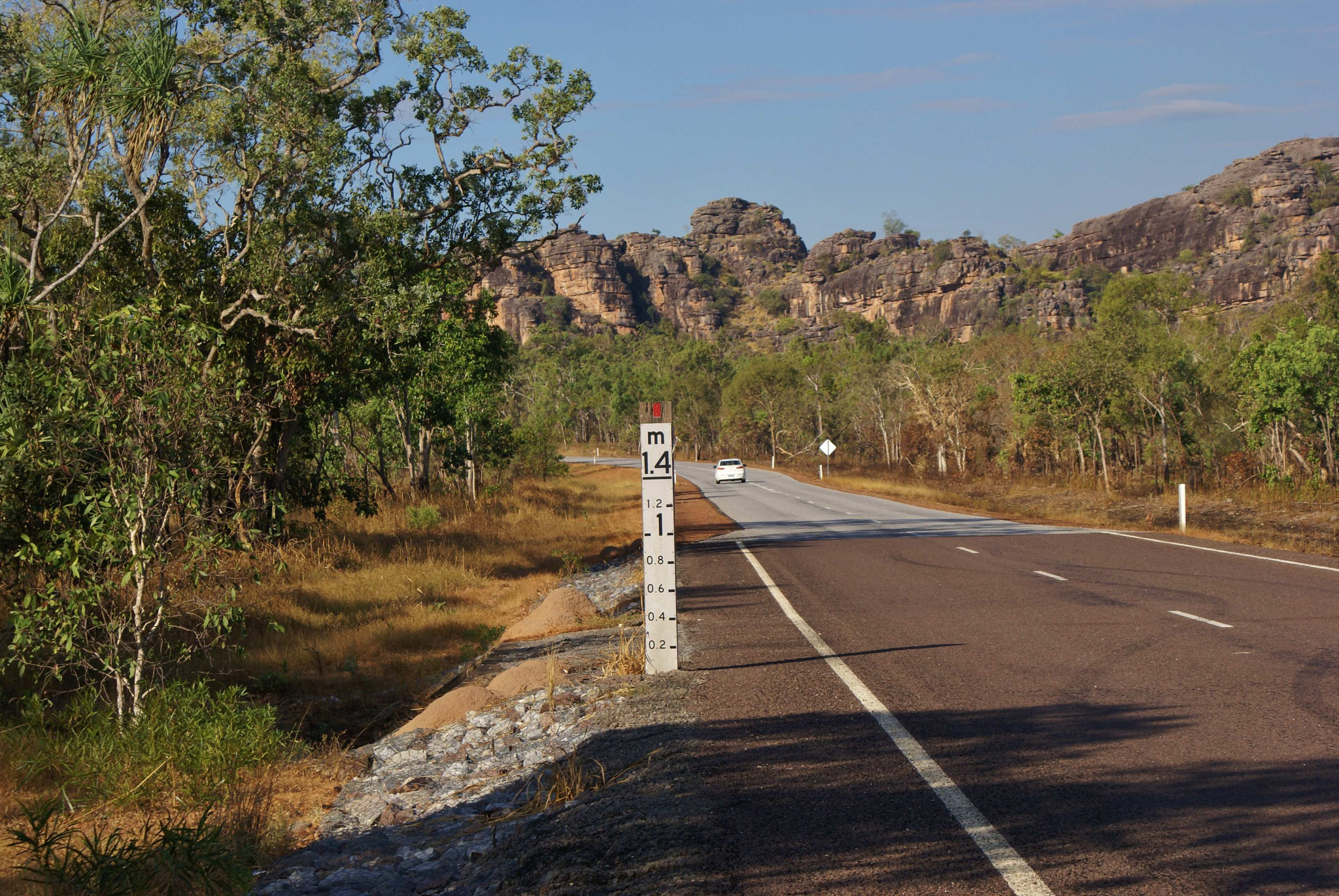 Wasserstandsanzeige im Northern Territory - während der Regenzeit häufig gerade noch sichtbar