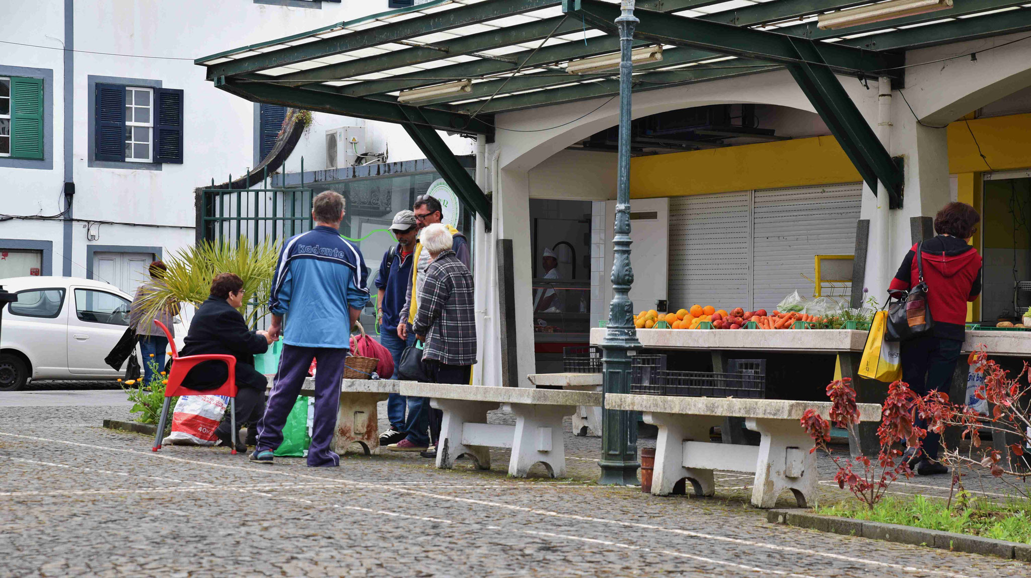 Beschaulichkeit in der Nebensaison auf dem Markt