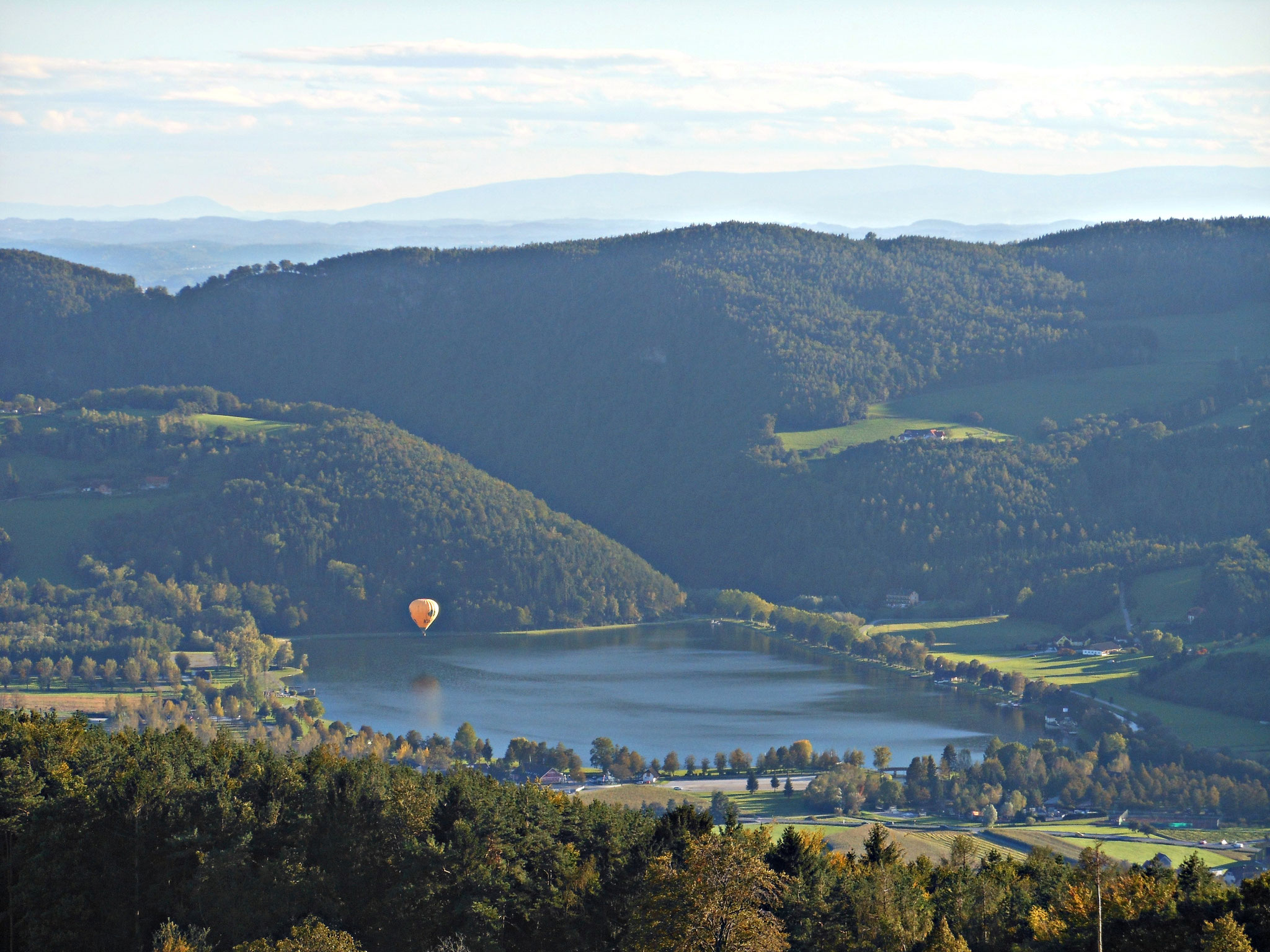 Stubenbergsee von oben / © Foto by www.fotospass.at 