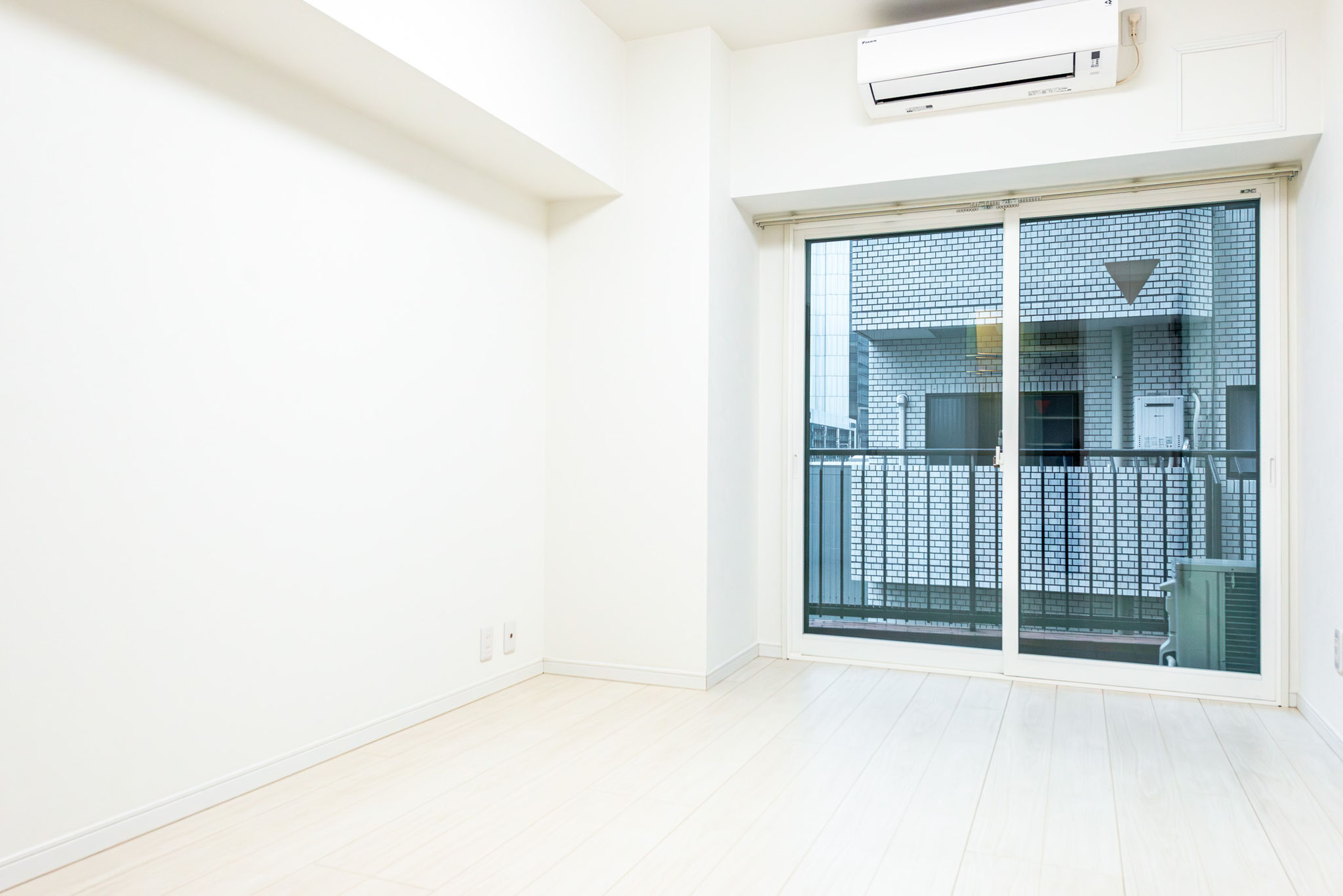 洋室とLDに内窓を新設しました