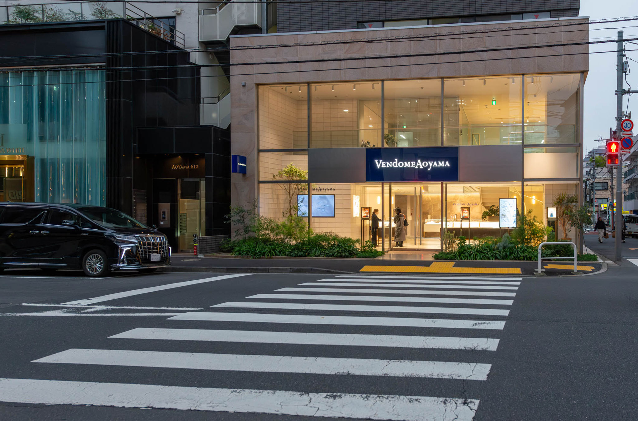 Vendome Aoyama青山本店（250m）