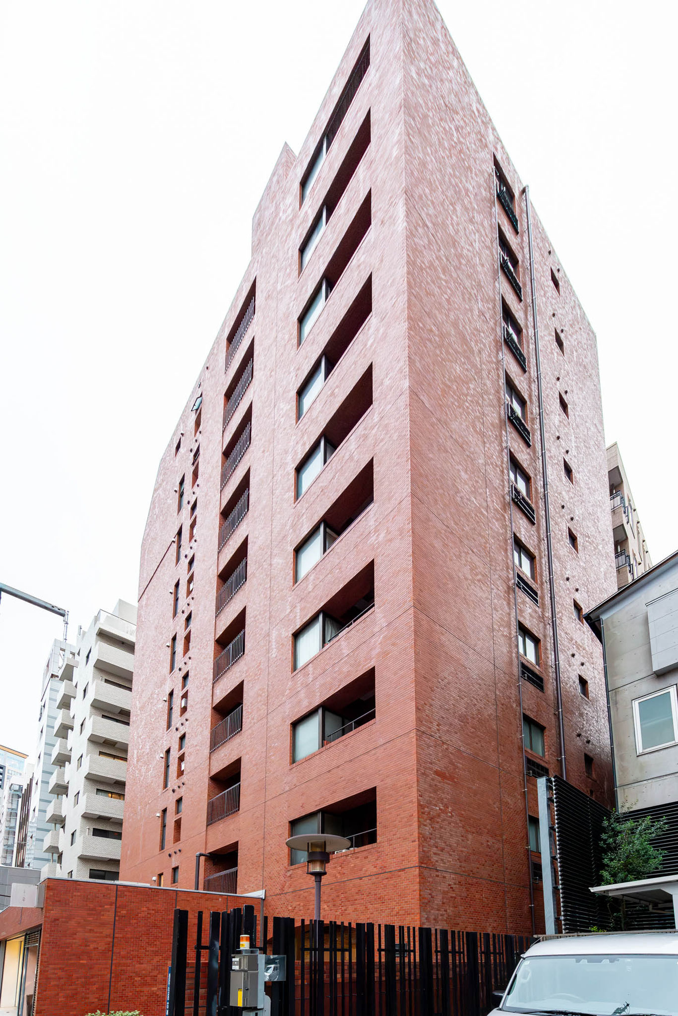 外観　2025年10月21日撮影）