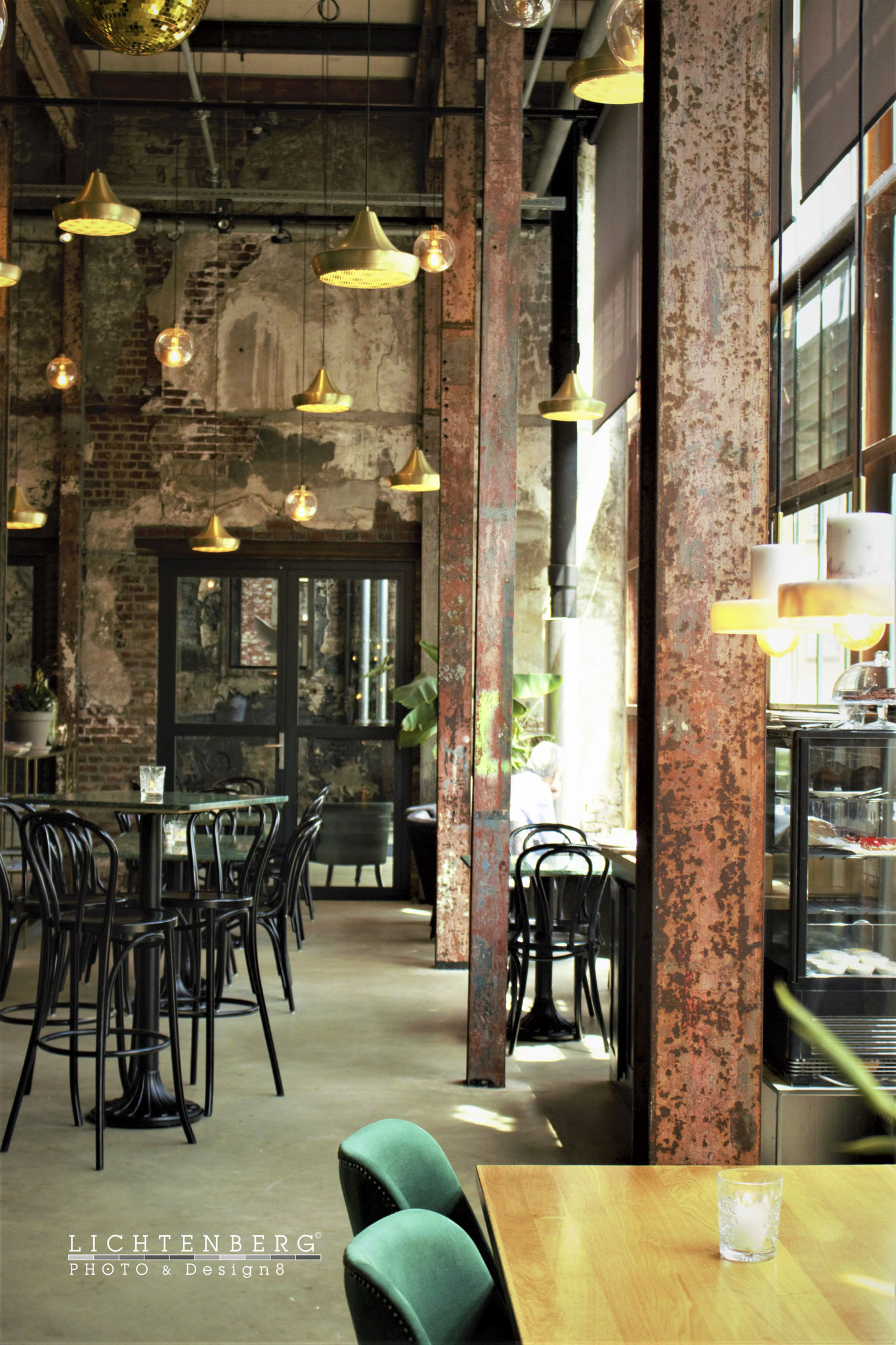 Restaurant und Balken 