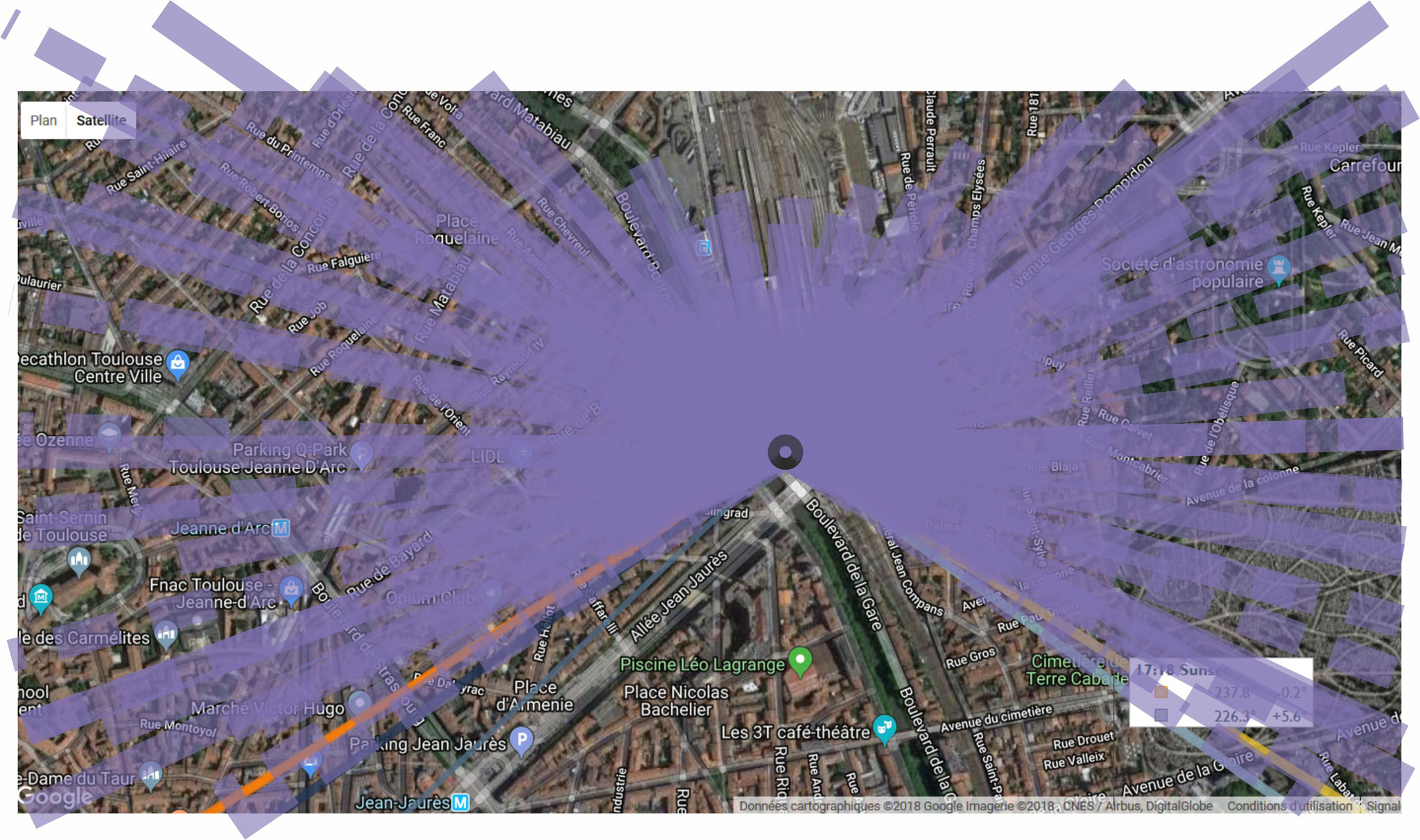 Cette superposition des images précédentes donne une idée globale de l'ombre de la tour pour une année complète. Seul un secteur sud d'environ 105° serait épargné.