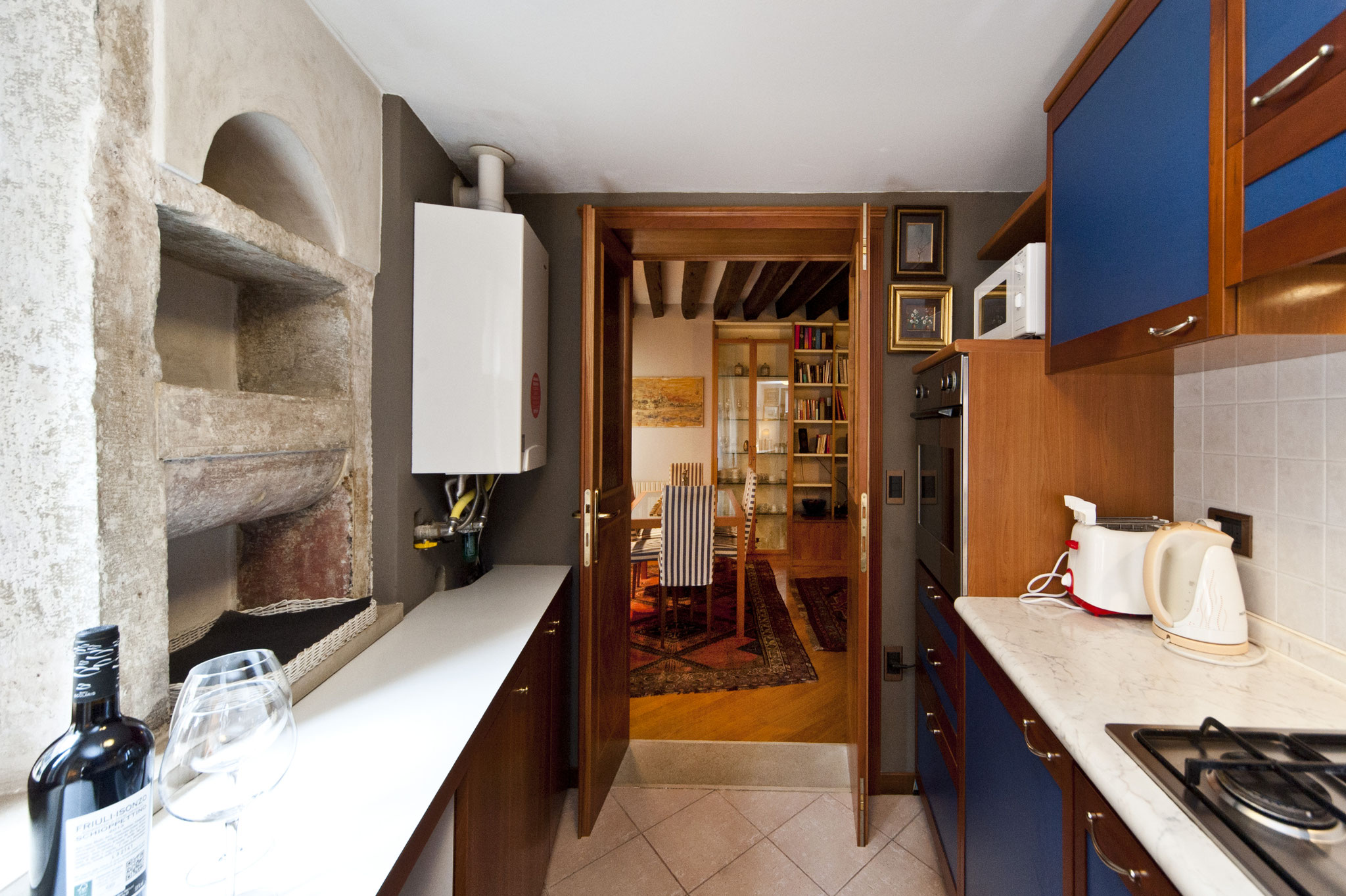 equipped kitchen