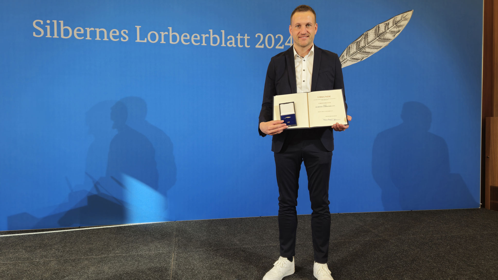 Christoph Öttl mit dem Silbernen Lorbeerblatt ausgezeichnet