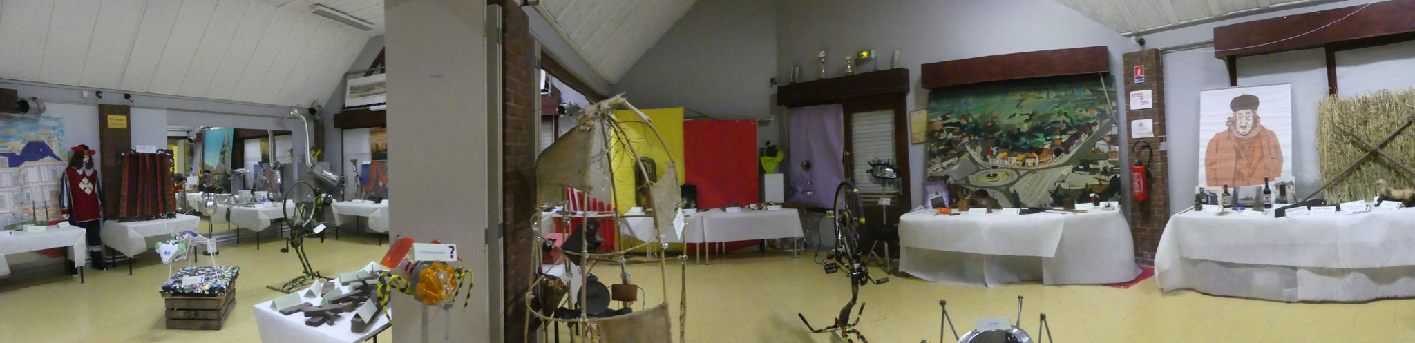 Musée Des Curiosités Et De Linsolite 2016 Le Cercle