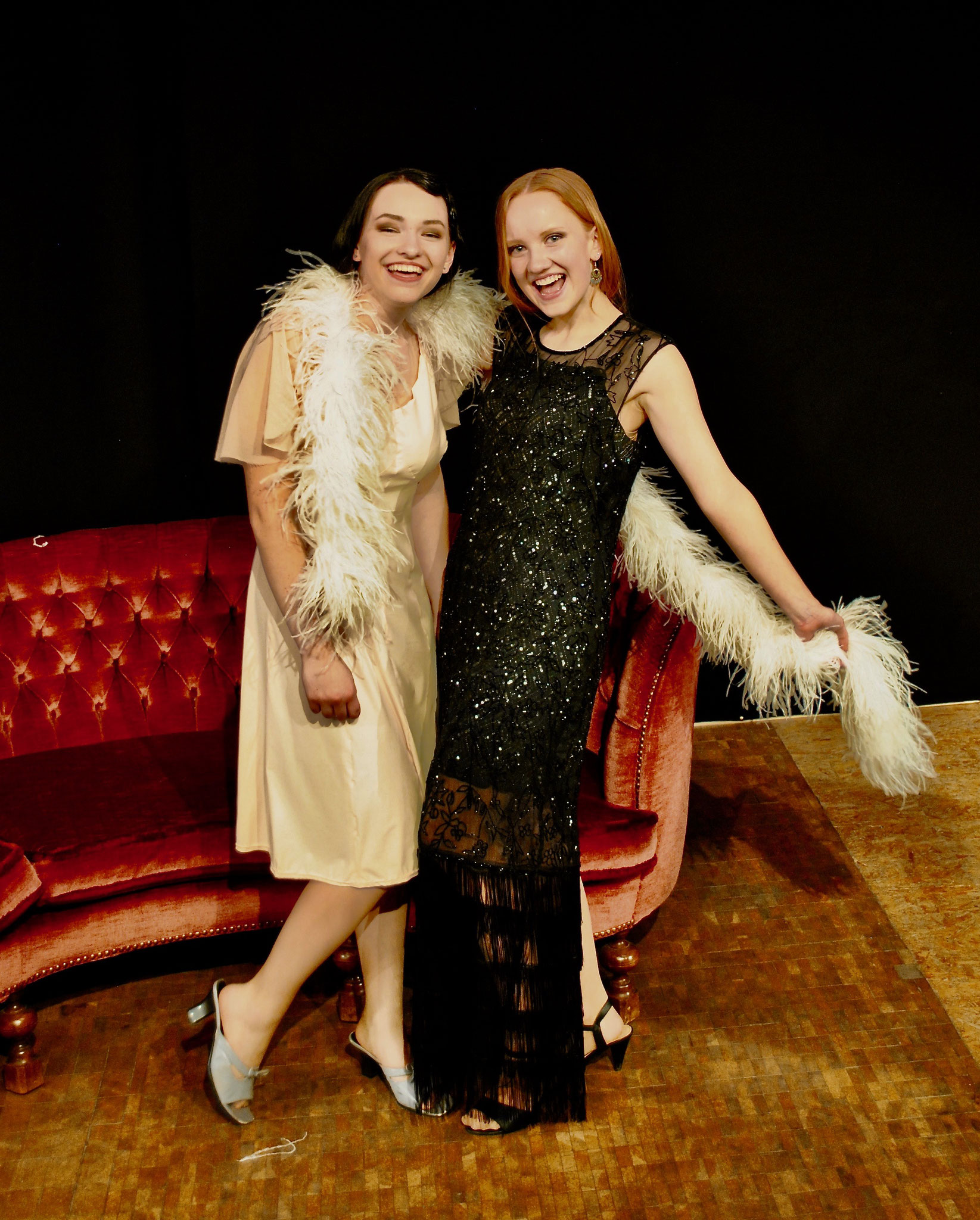 Töchter aus "Time and the Conways" (Adeline Schuermann, Carla Fuchs)