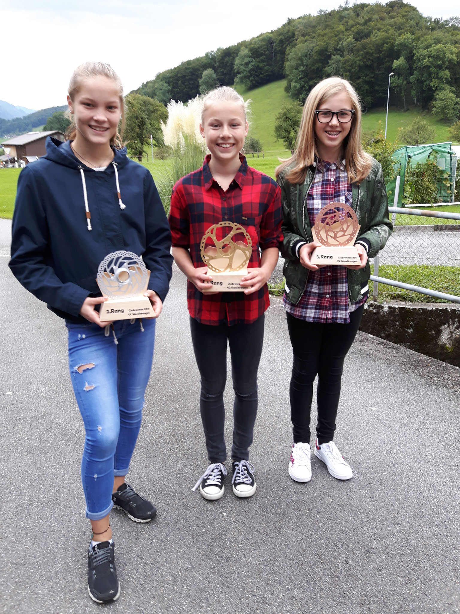 Club Juniorinnen:  1.Rang Michelle Jud  2.Rang Tamara Zahner 3.Rang Aline Glaus