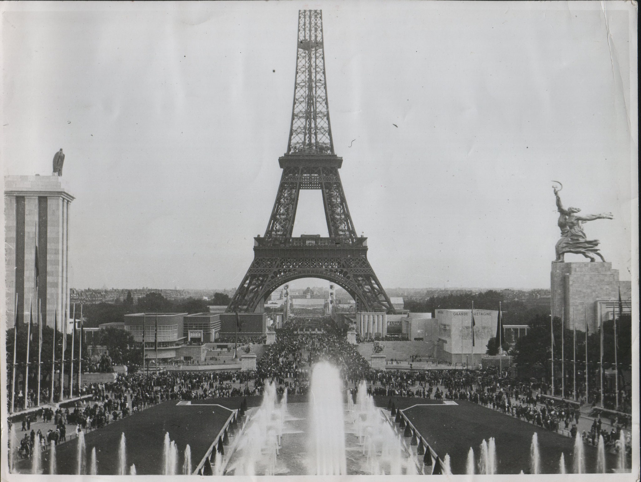 padiglione sovietico e padiglione tedesco, Parigi, 1937