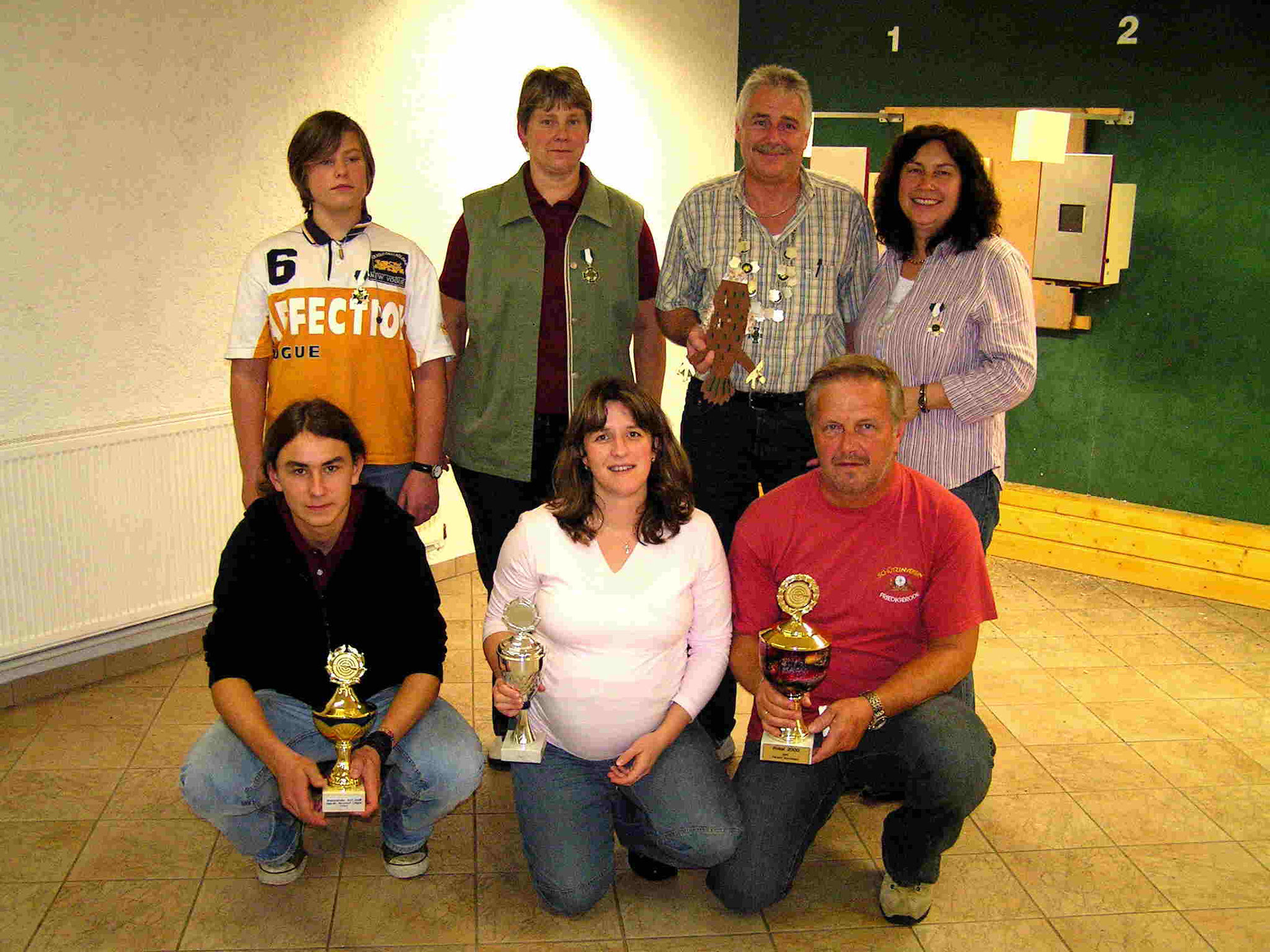 h.R.v.l. Gleb Leydman, Christel Kaufmann, Alfred Manz, Marlis Manz, v.R.v.l. Simon Peter, Christel Wagner, Walter Schmidt