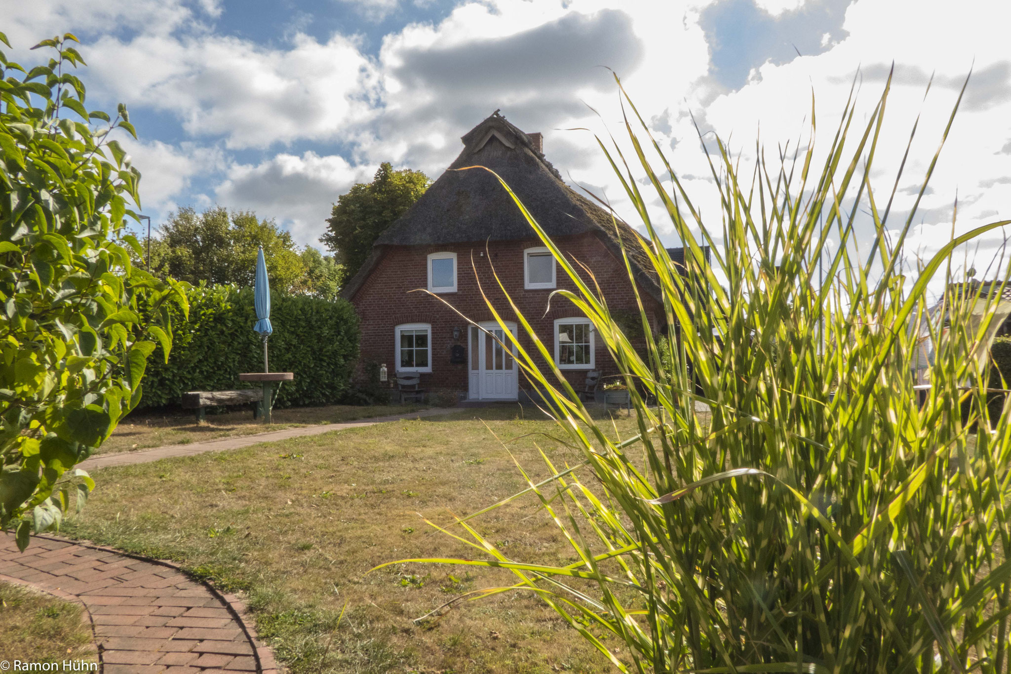 Unser Haus mit Garten