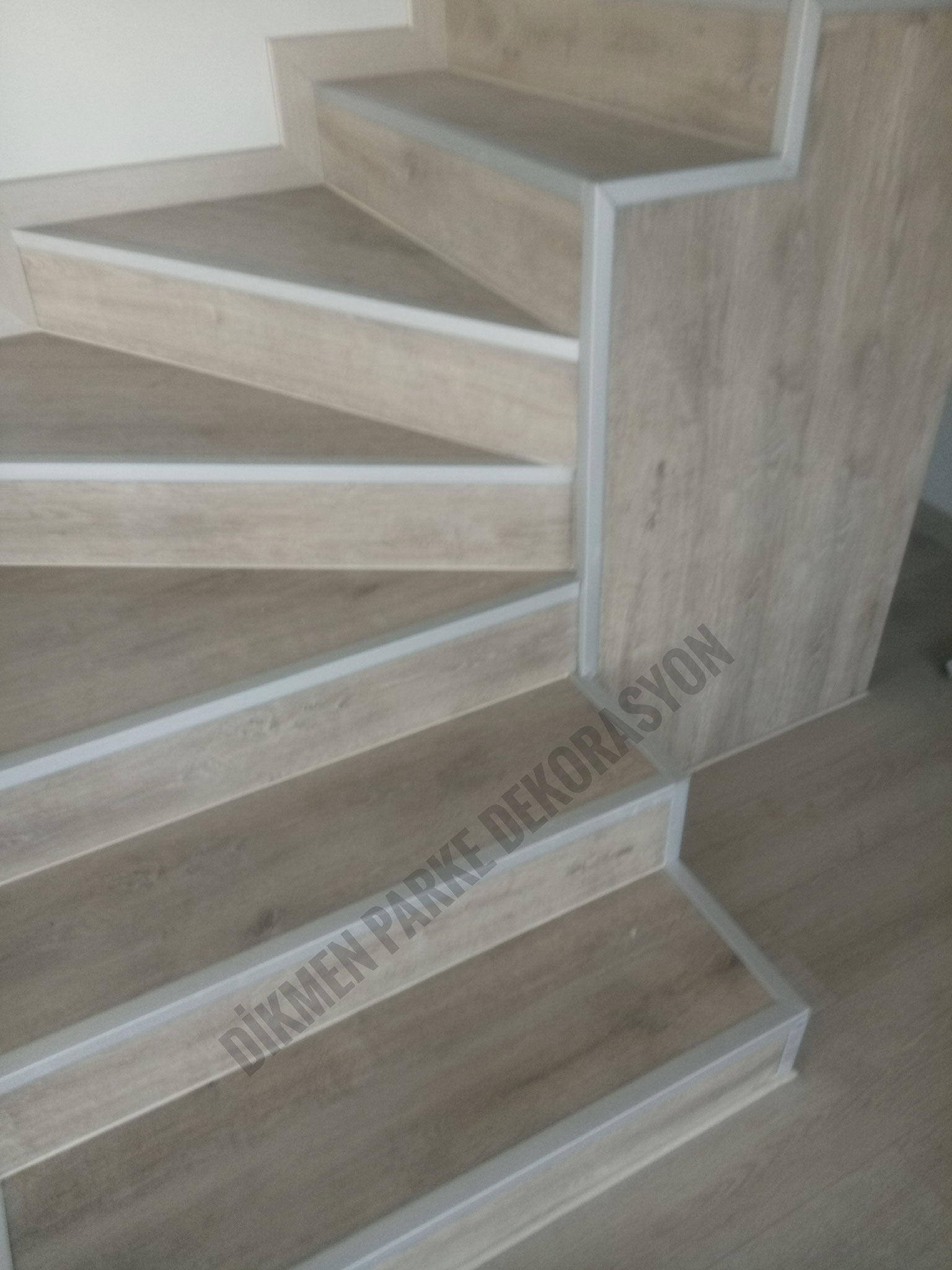Laminat Merdiven Dikmen Parke Dekorasyon