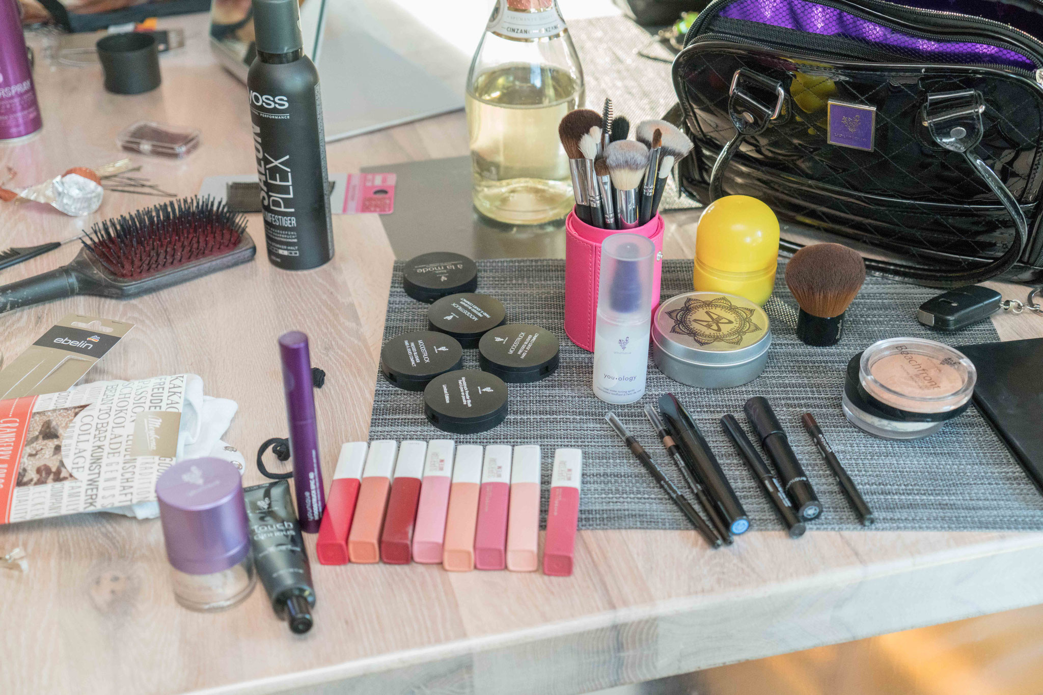 das Make-up.... was wird wohl alles verwendet?