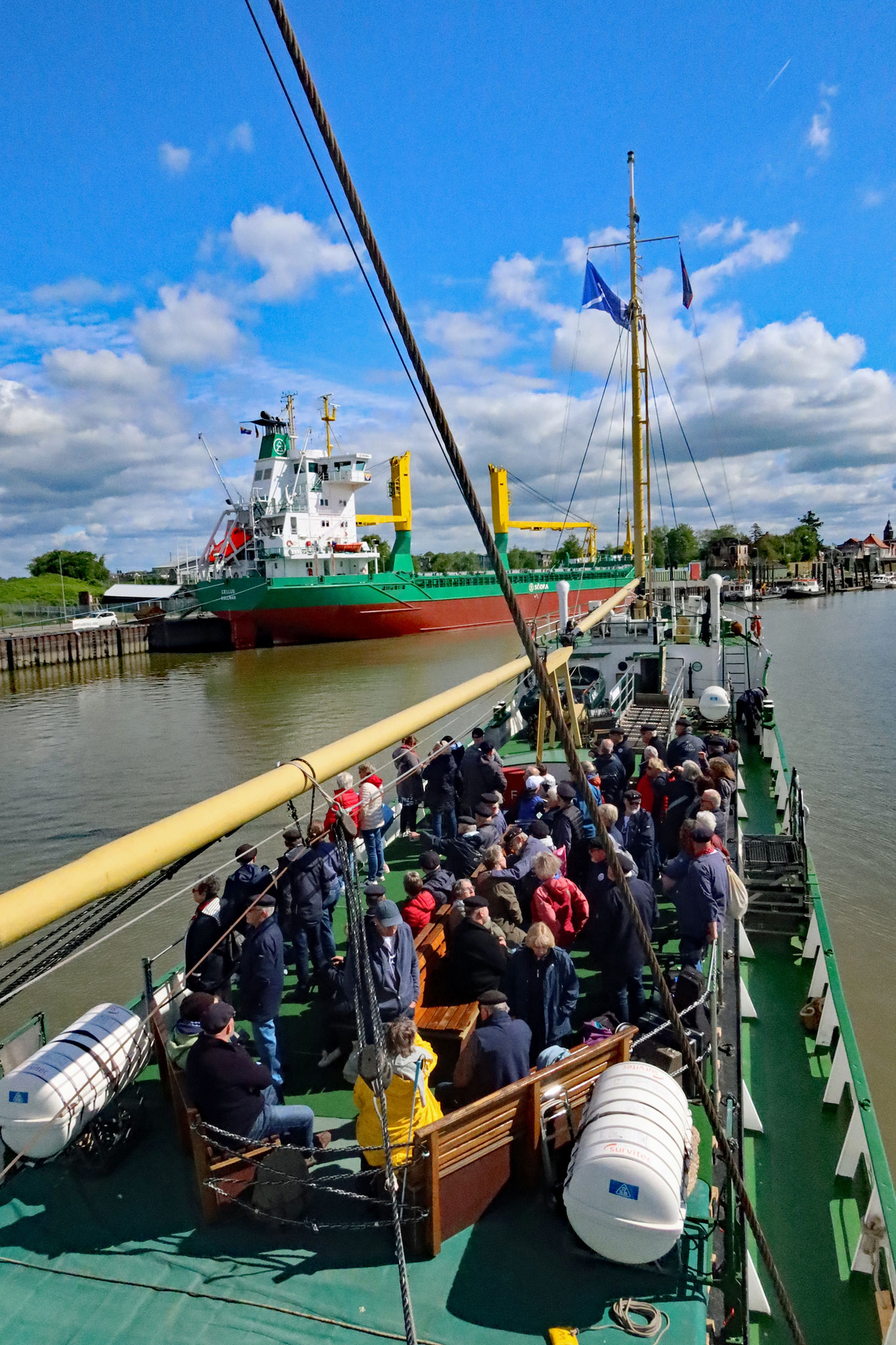 ..der Hafen von Glückstadt..