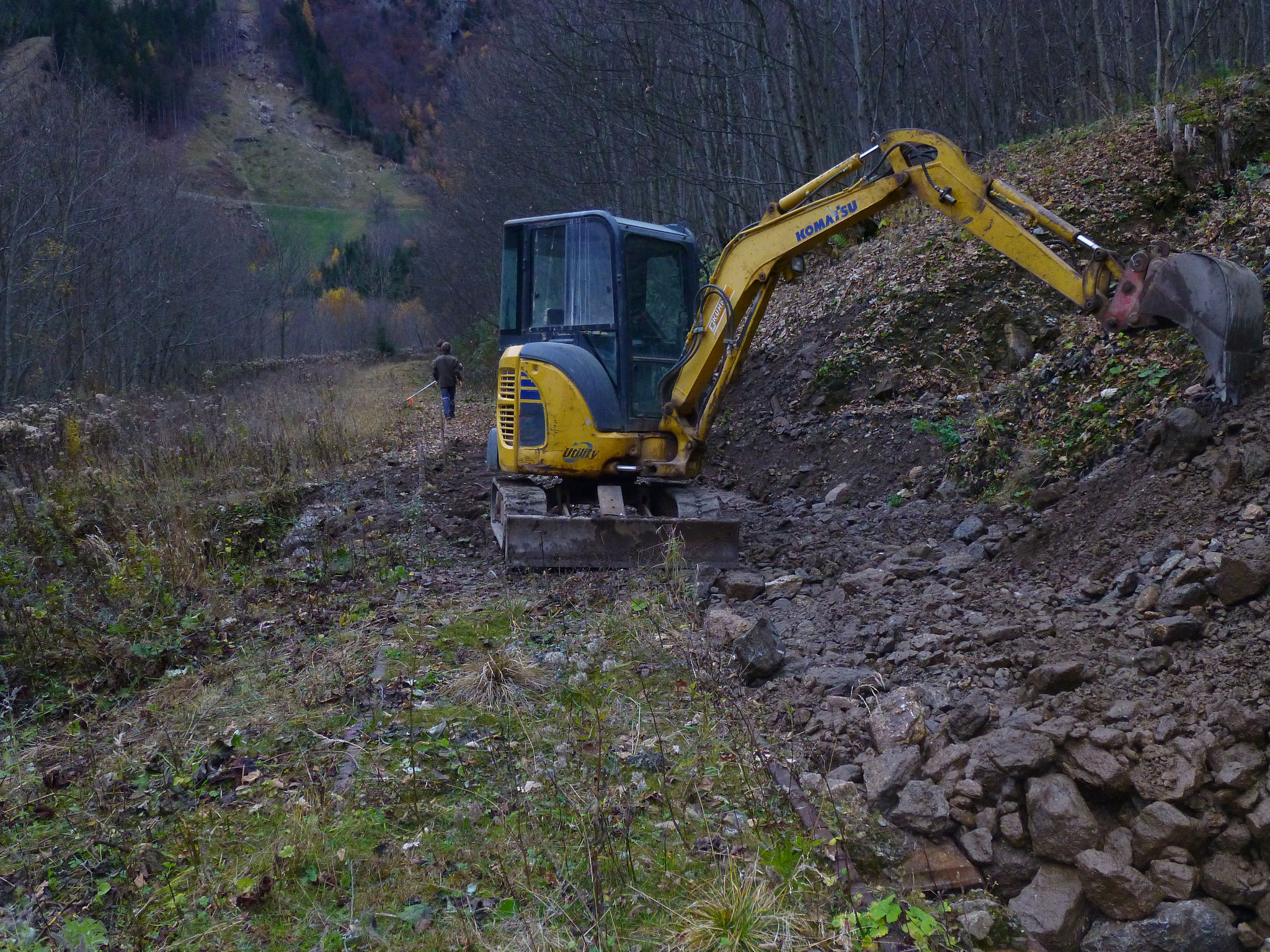 Räumung Durchlass Linsbach km 6,25 (Peter Heiser) im November 2015