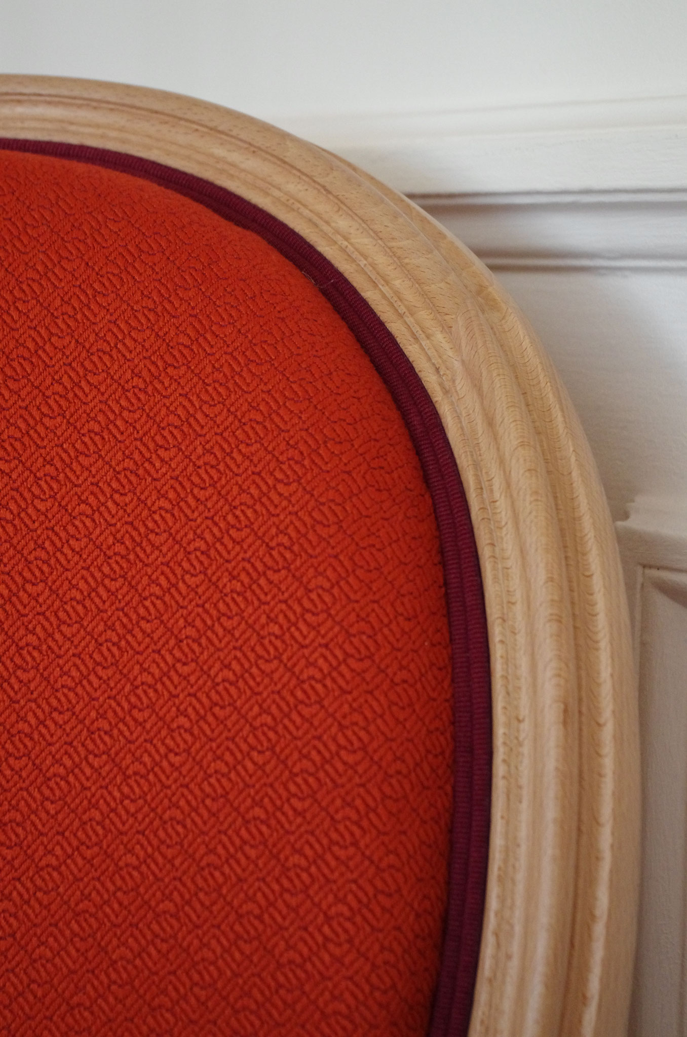 Chaise Médaillon - Tissu Lelièvre réf. Grana; coloris Rouille, double-corde Houlès