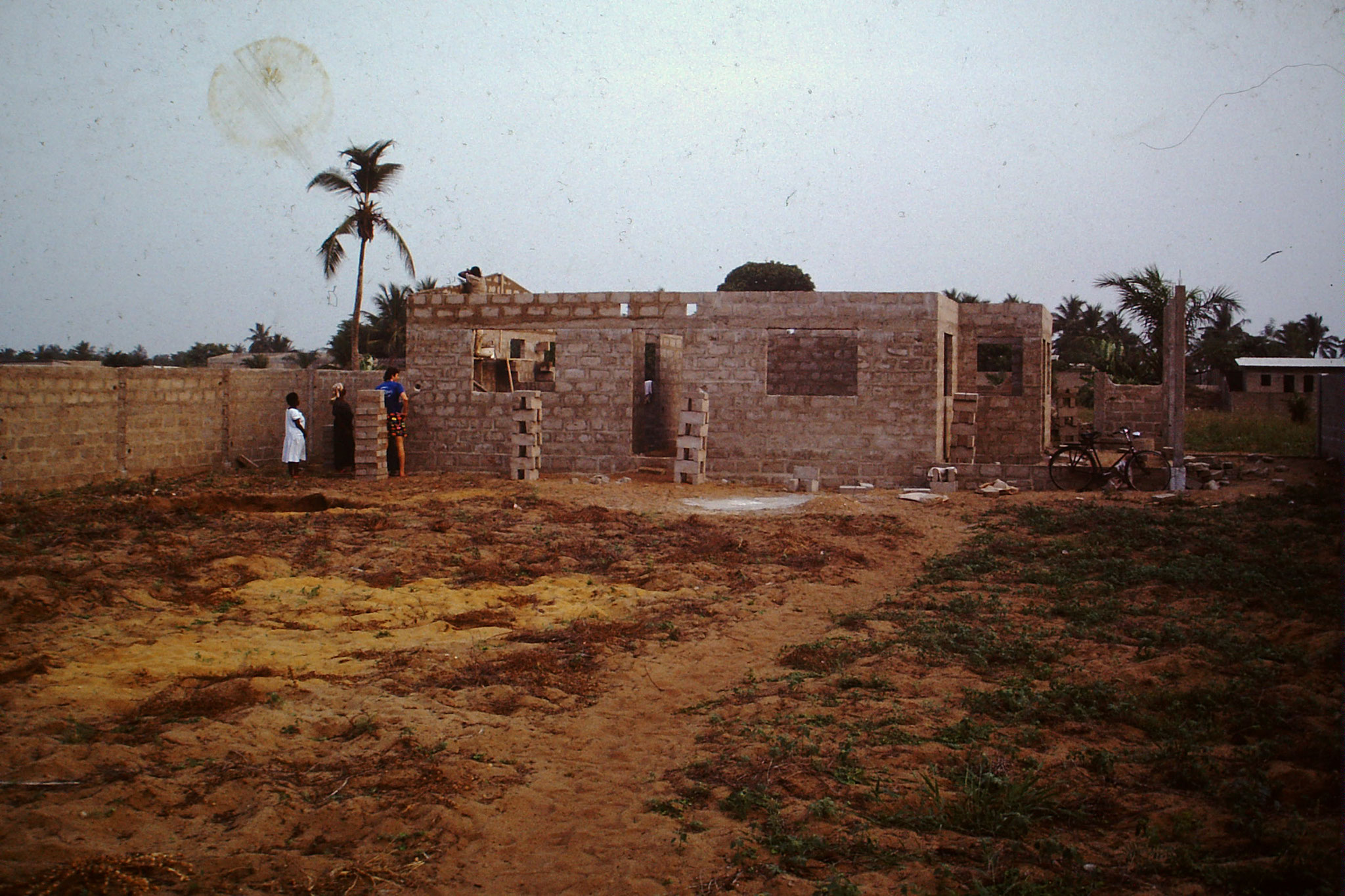 Haus im Rohbau 1990
