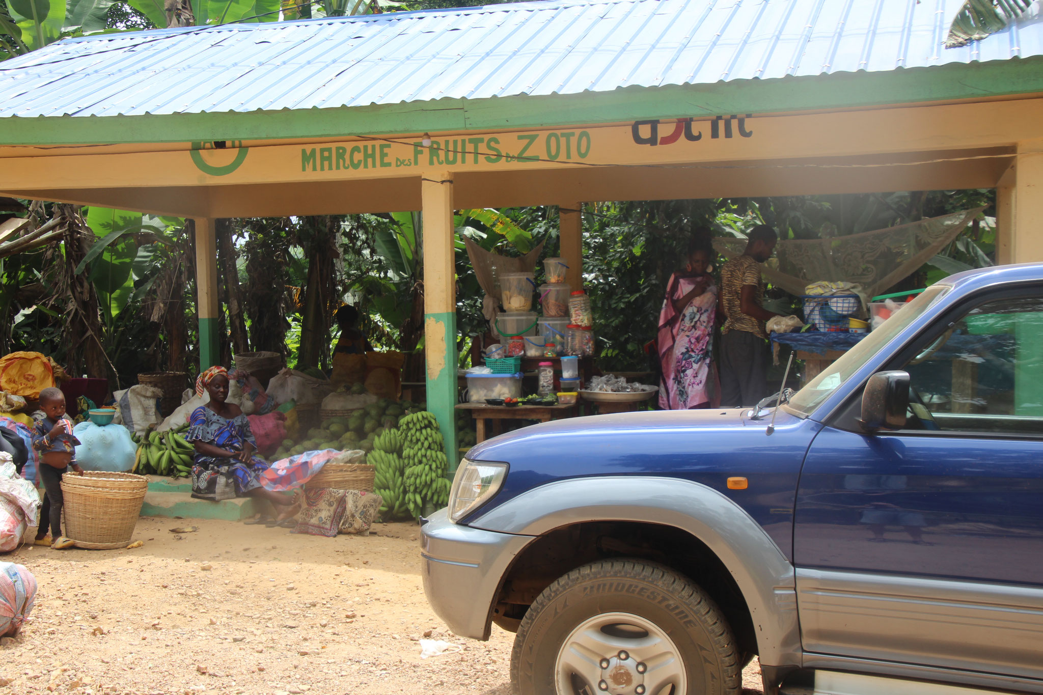 Früchtemarkt in Agome Zoto.