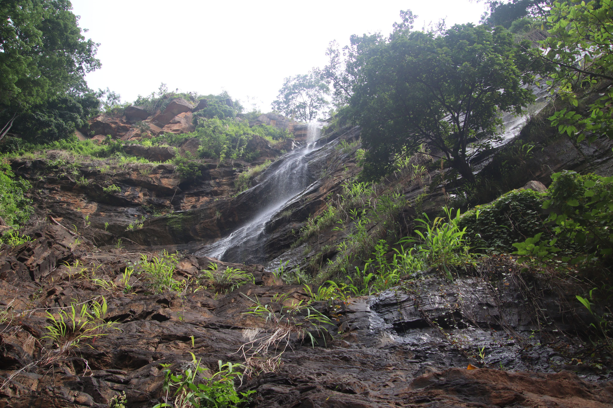 Beim Wasserfall.