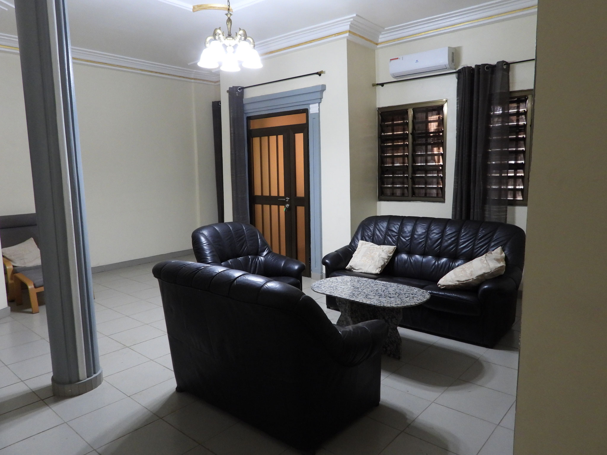 Salon.