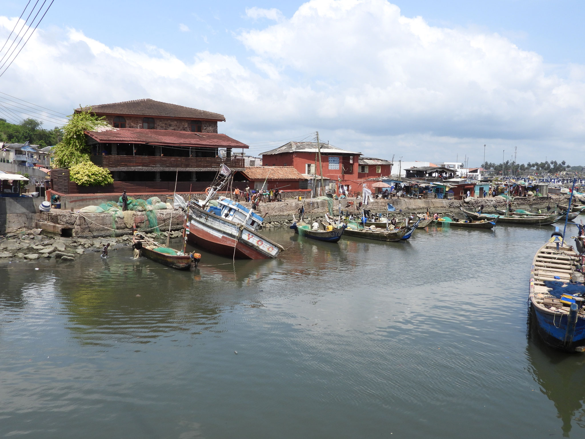 Elmina.