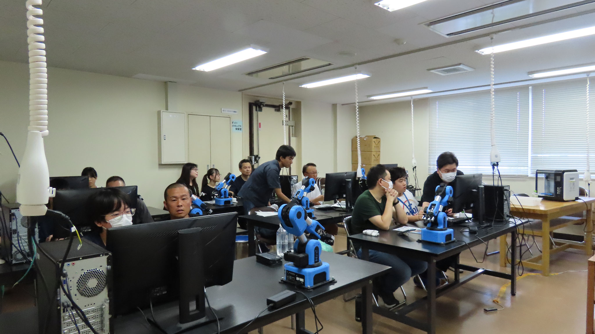 ロボ・AI_３D-CADを用いた設計体験 
