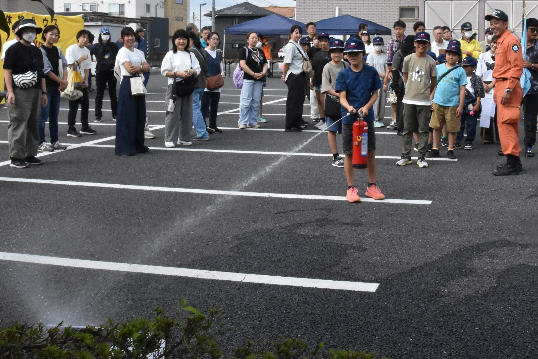 消火器の使い方に取り組む