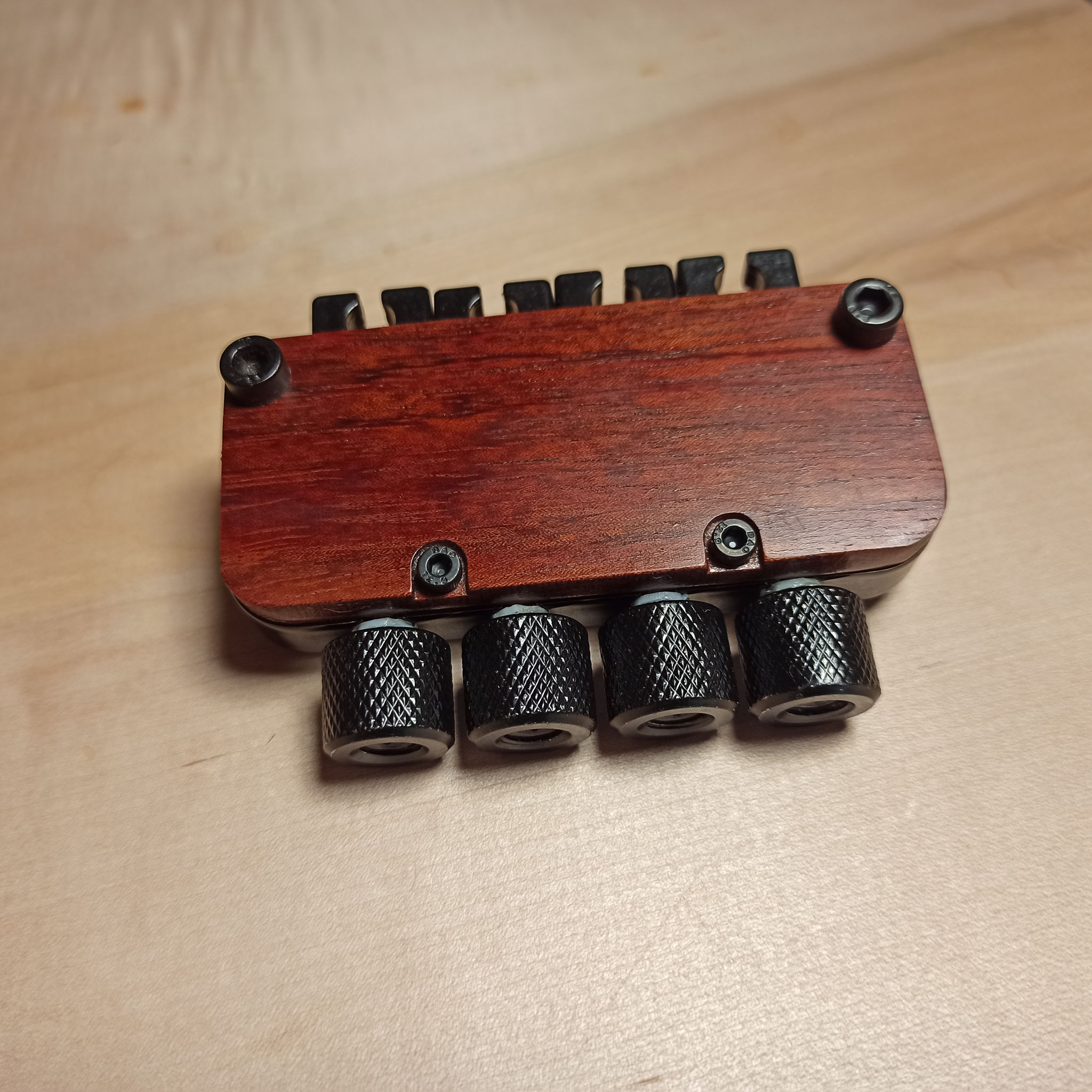 Headless Guitar Hardware MaanGuitars