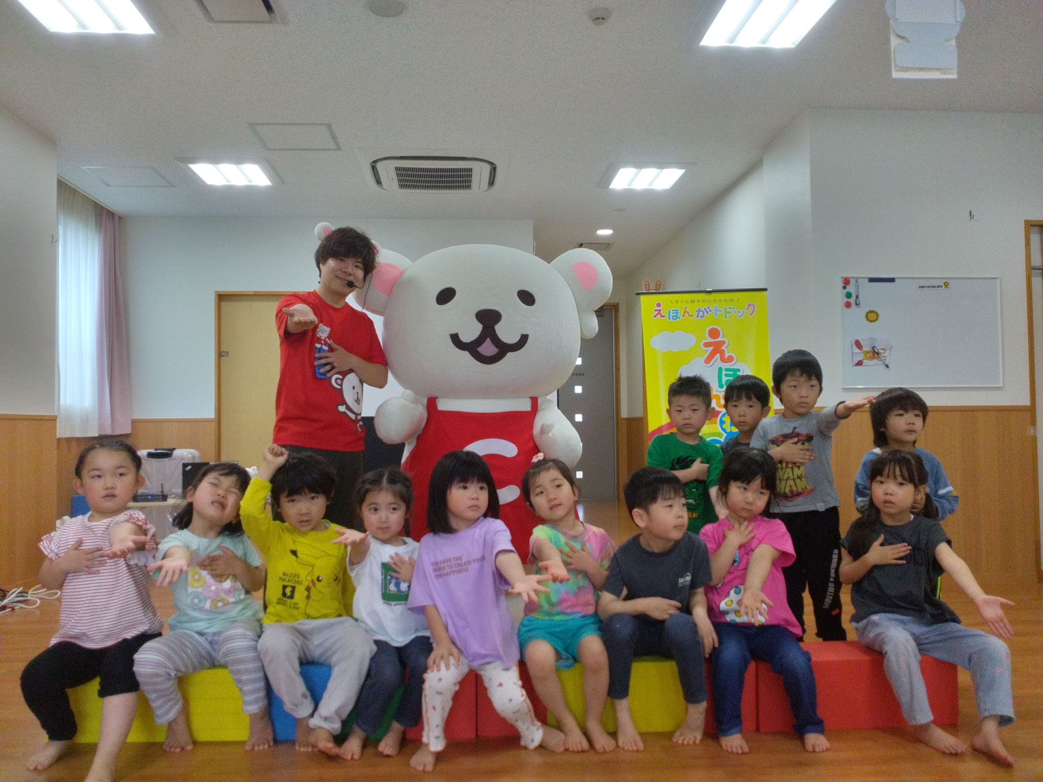 楽しいゲームにお話、本当に楽しかったです。笑顔がいっぱい。また来年も会いたいね。