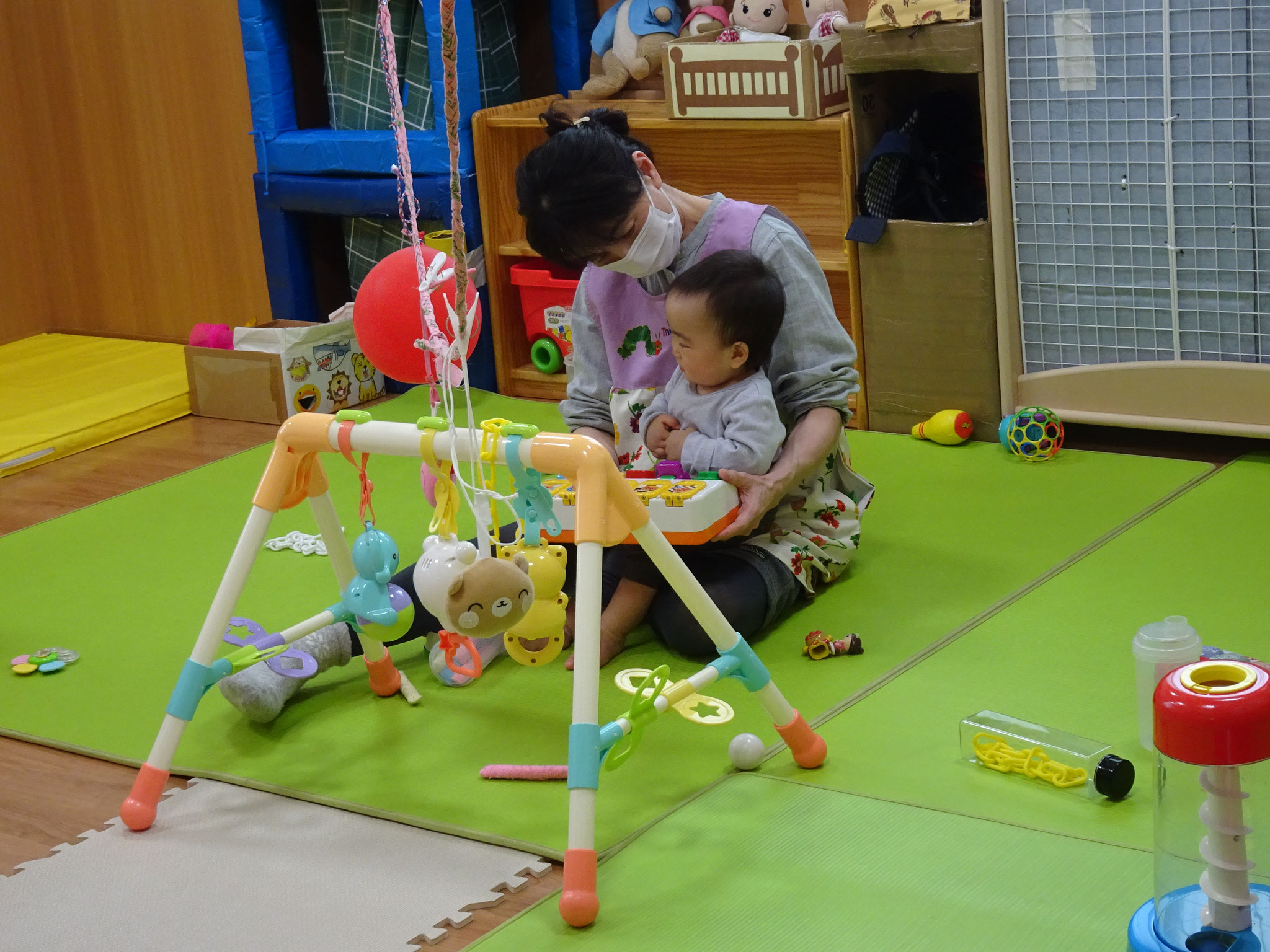 初めておうちの人から離れてドキドキだね。ゆっくり楽しんでいこうね。
