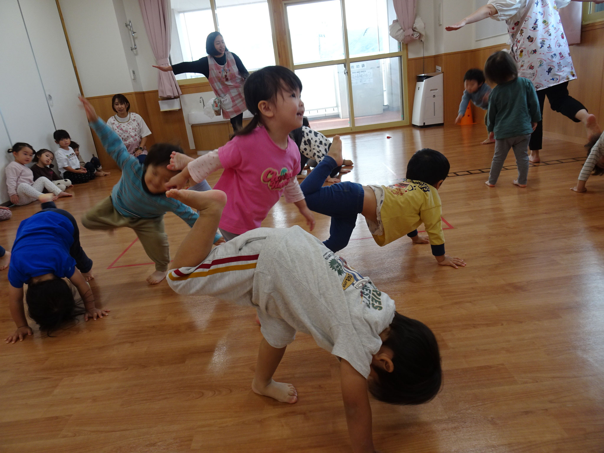 ２歳児、３歳児でリトミック☆
