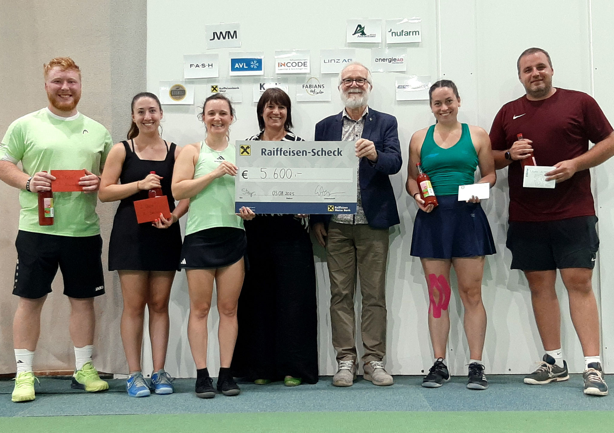 Charity-Tennisturnier für die NGO MiakWadang