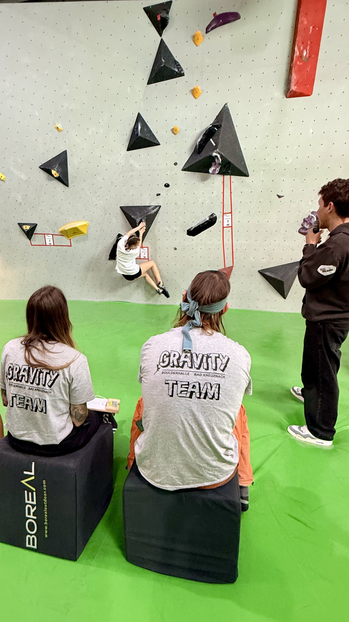 GRAVITY WEEKs  Boulderwettkampf Schiedsrichter