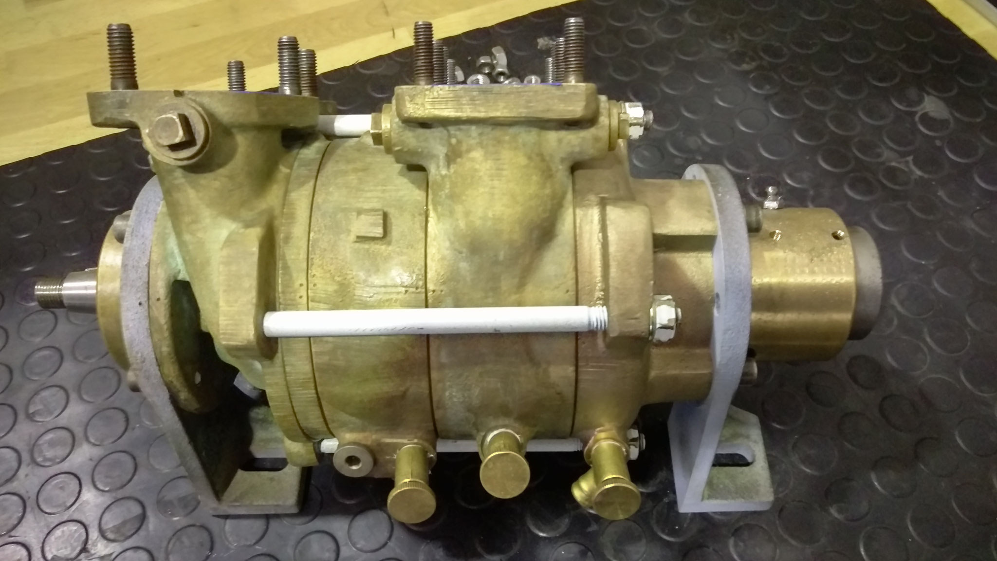 Overhaul of coolant pump