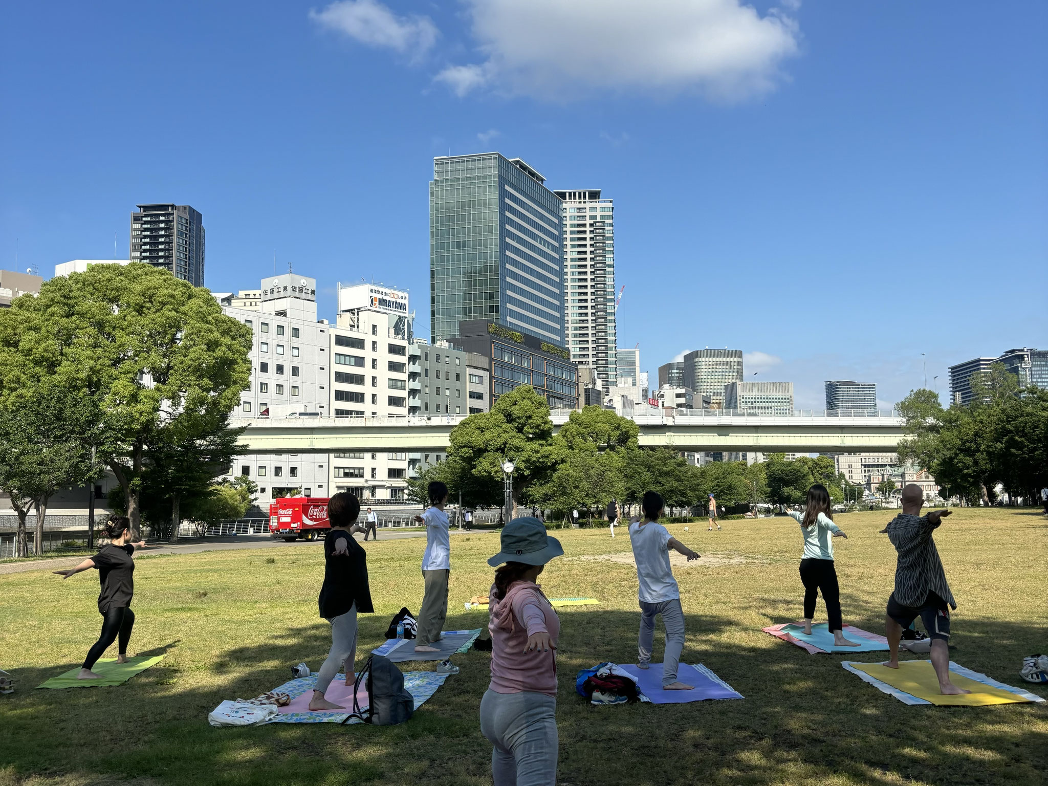 中之島公園 芝生広場（水・土）