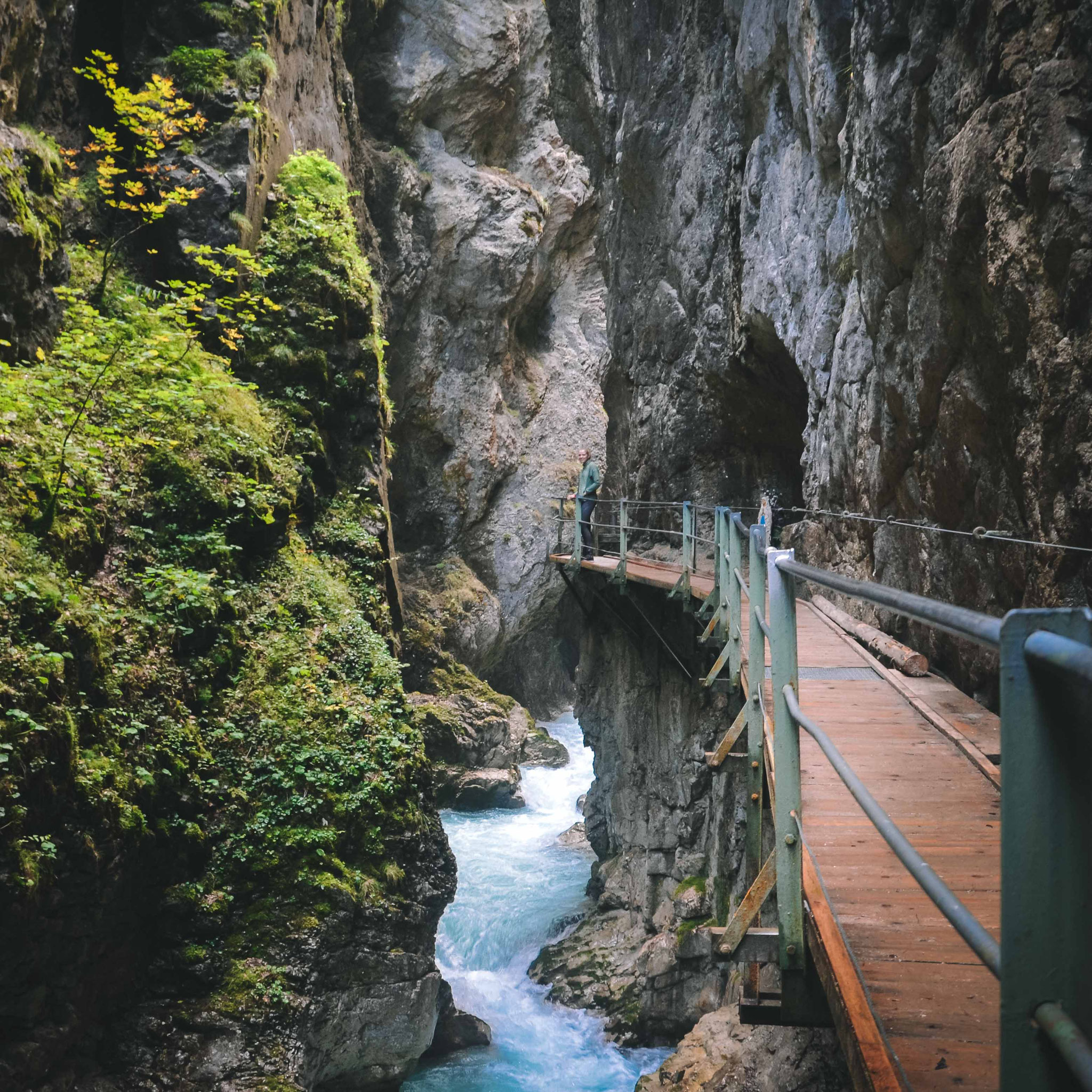LEUTASCHER GEISTERKLAMM UND WASSERFALLSTEIG Rundwanderung zwischen Tirol und Bayern