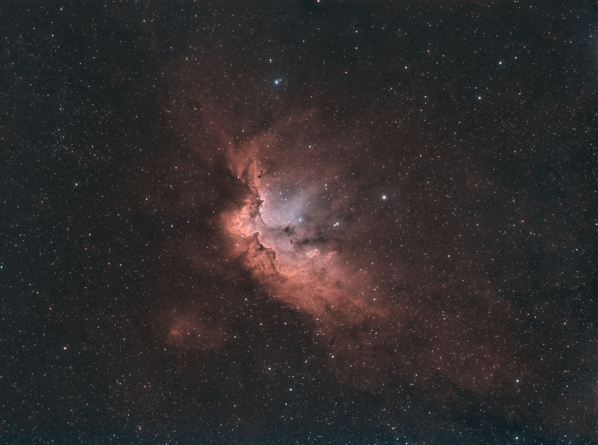 Sh2-142; Zauberernebel, APM LZOS 130/780, Riccardi-Reducer f=585mm; Ha 85x180s, OIII 90x180s; Astronomik Ha / OIII Filter 12nm