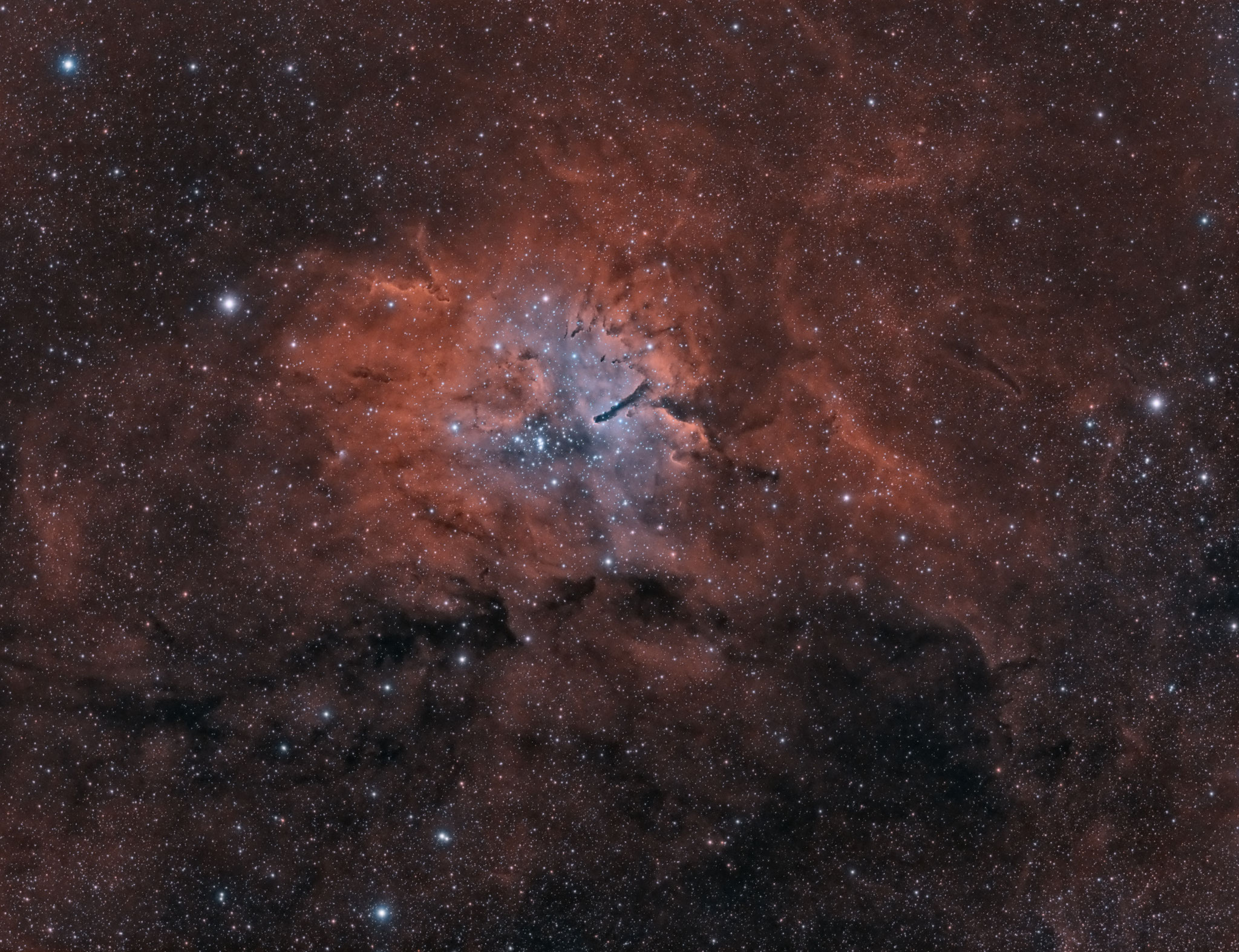 Sh2-86; APM LZOS 130/780, Riccardi-Reducer f=585mm; Ha 90x180s, OIII 90x180s; Astronomik Ha / OIII Filter 12nm