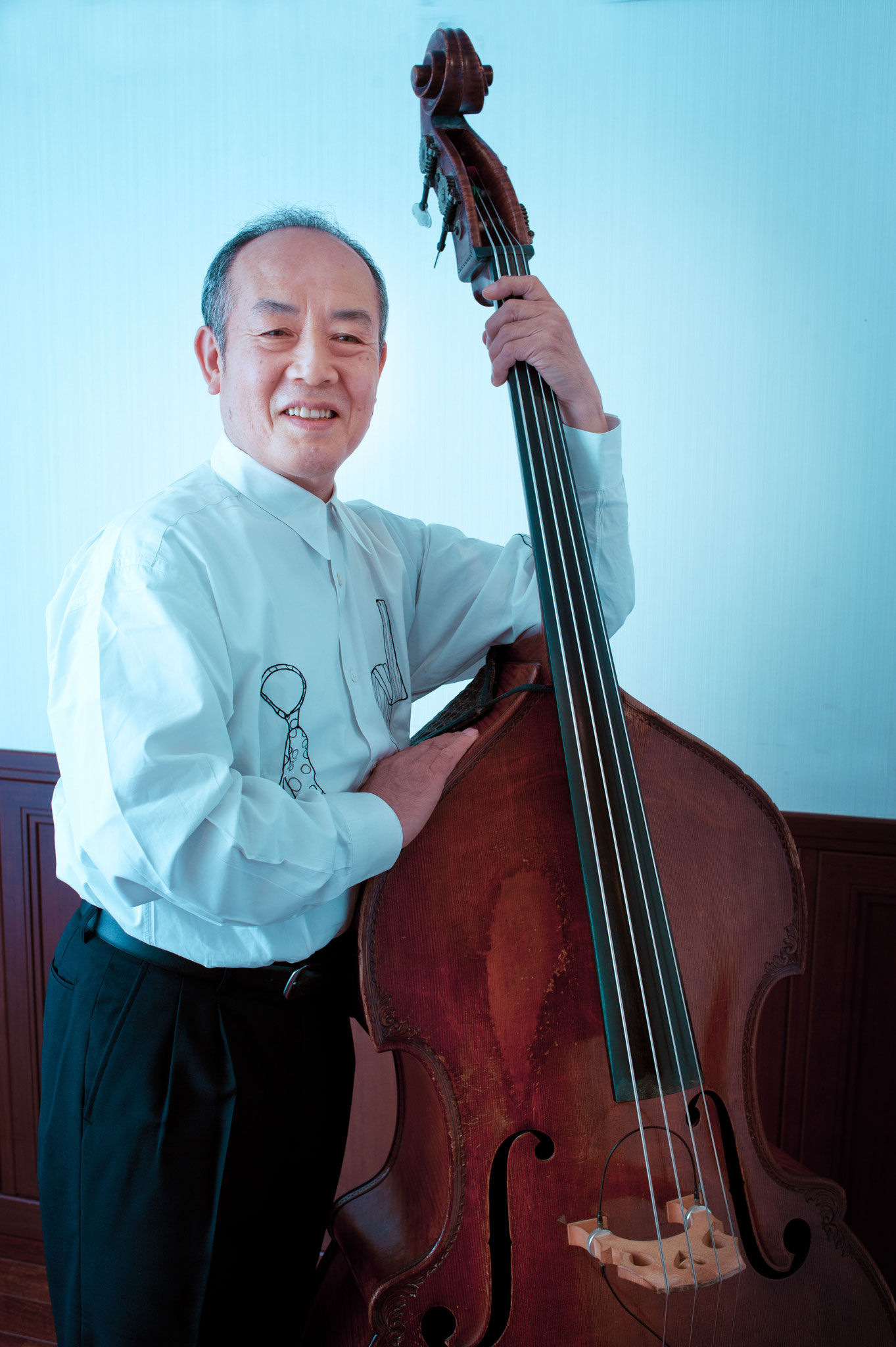 Akira Yamaguchi (bass)