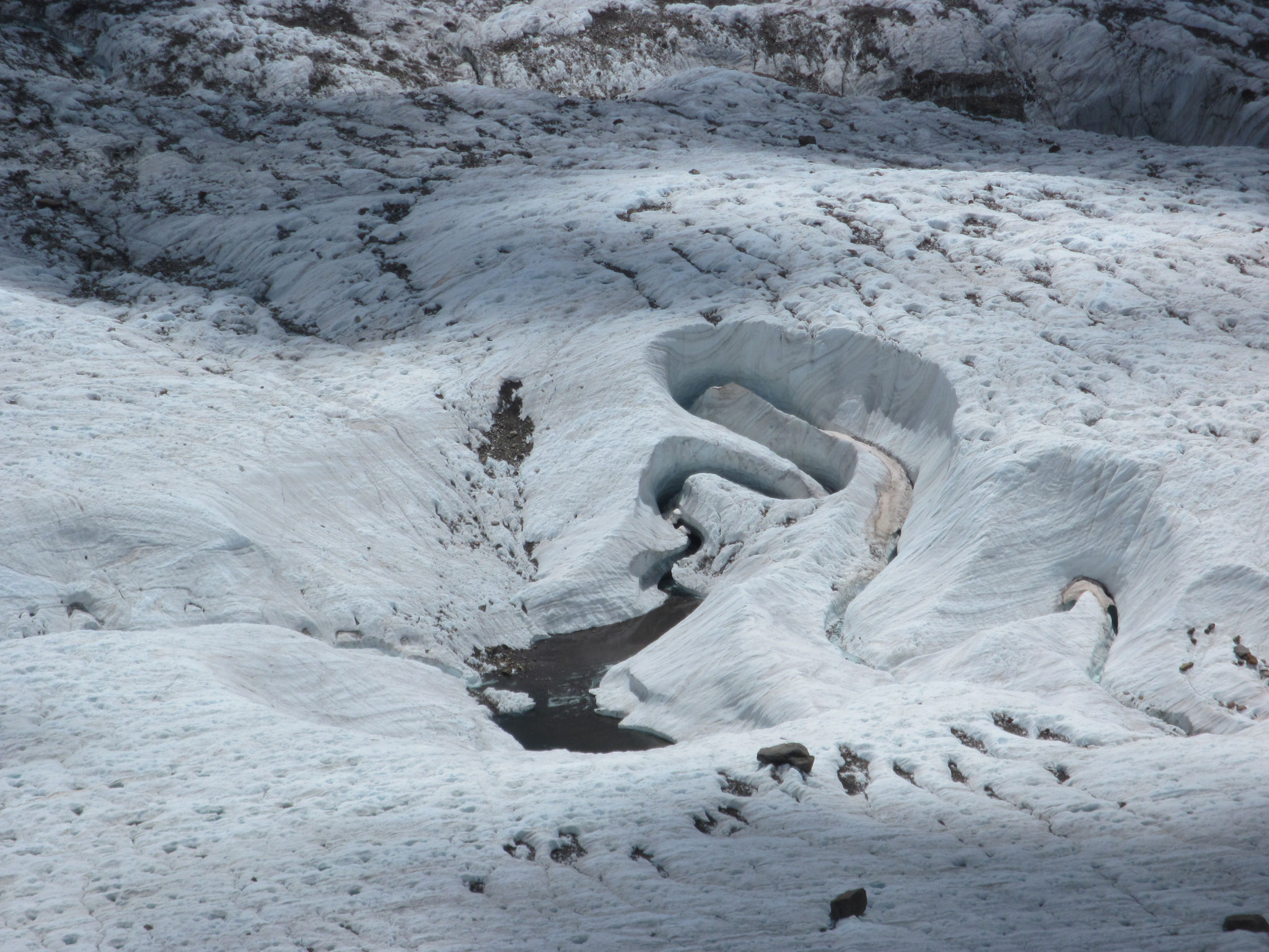 Gletscherbäche auf dem Gornergletscher
