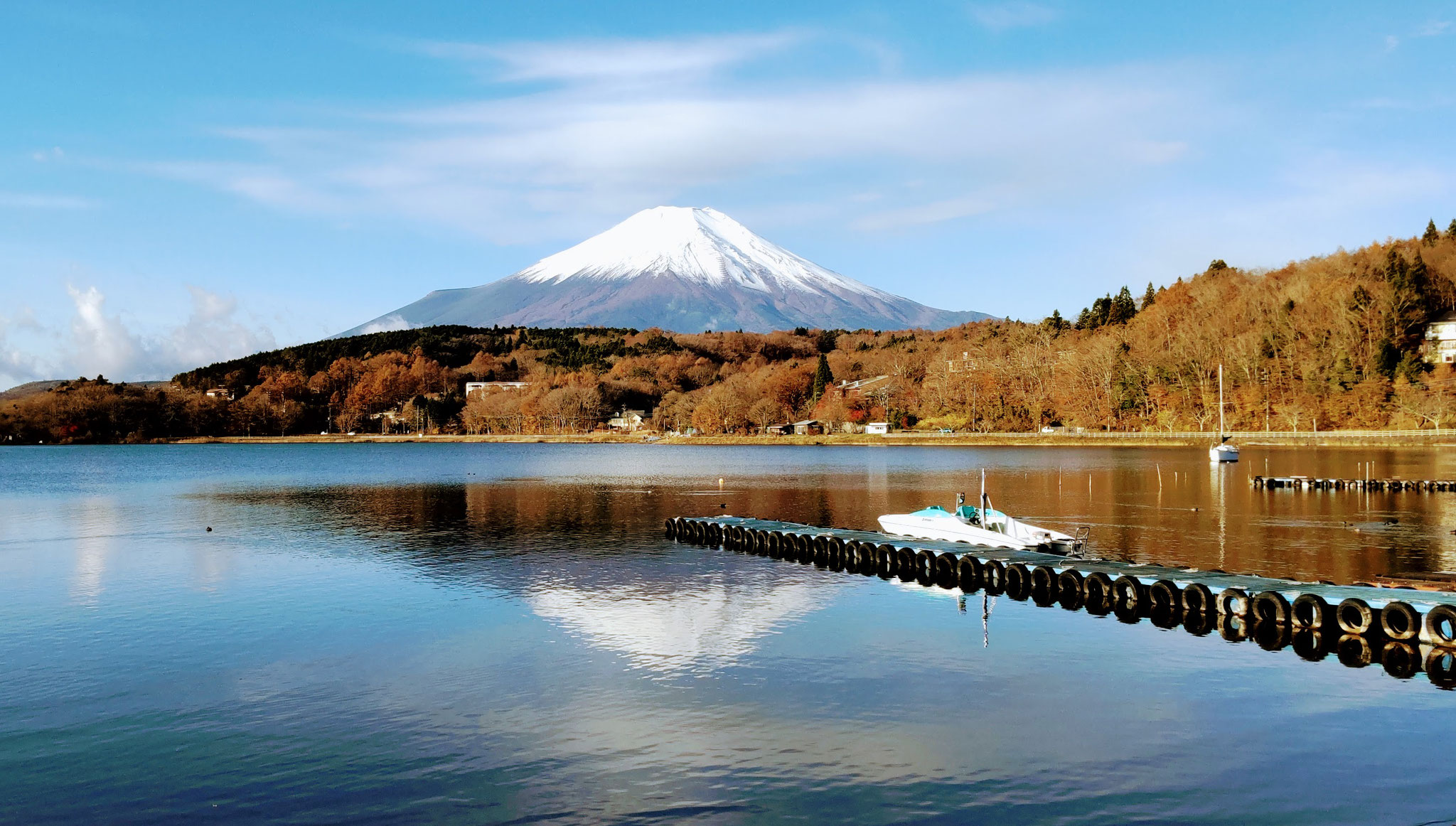 富士山は逆さ富士が見え、大変素晴らしい!!