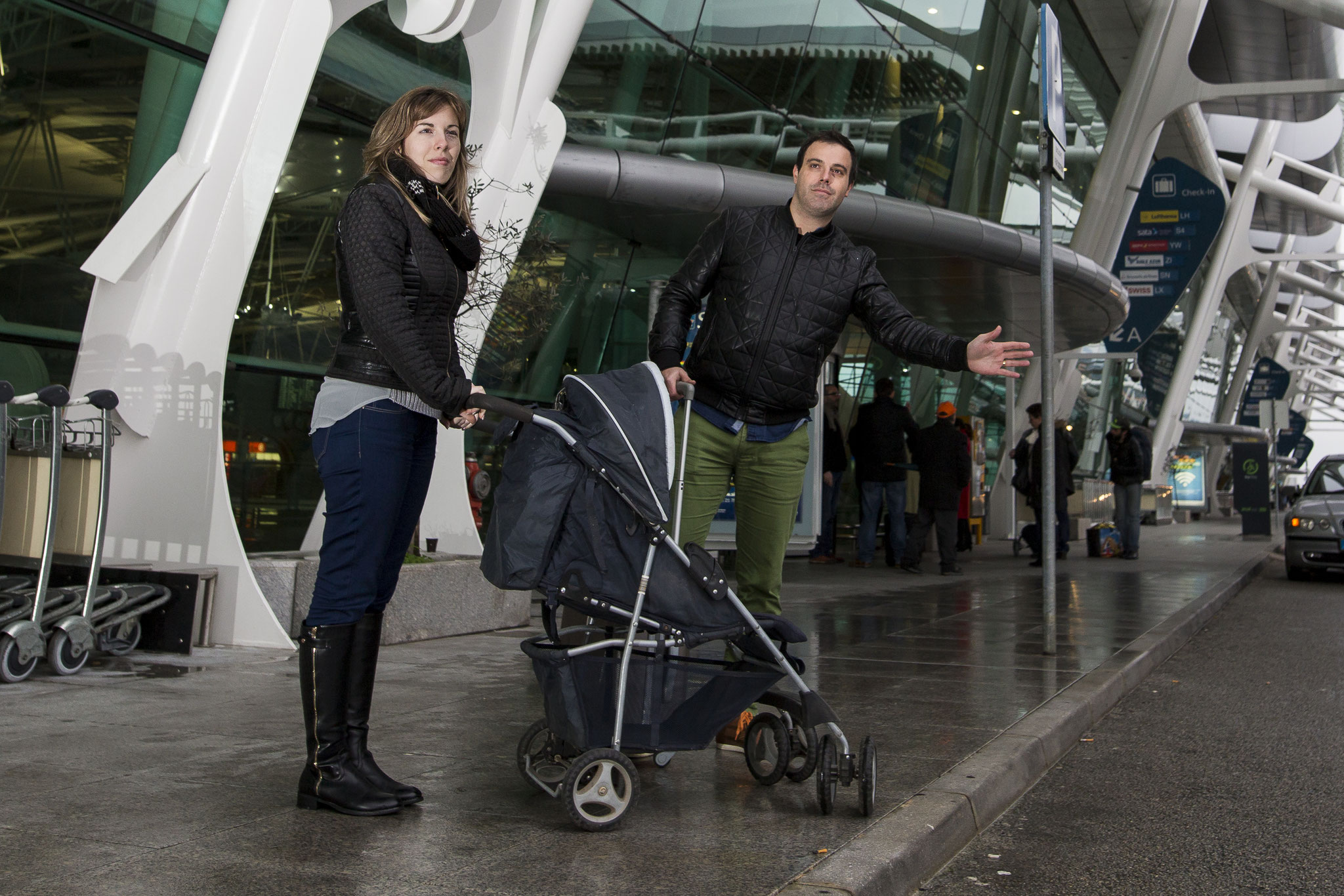 Booking and avoiding waiting at the airport