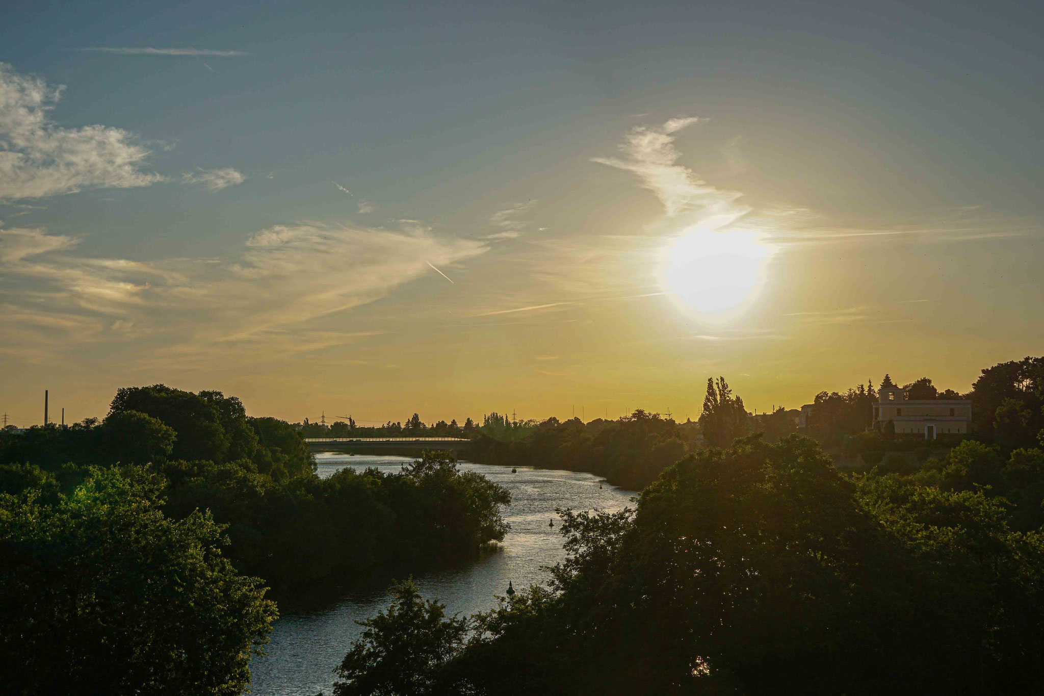 Sonnenuntergang über dem Main