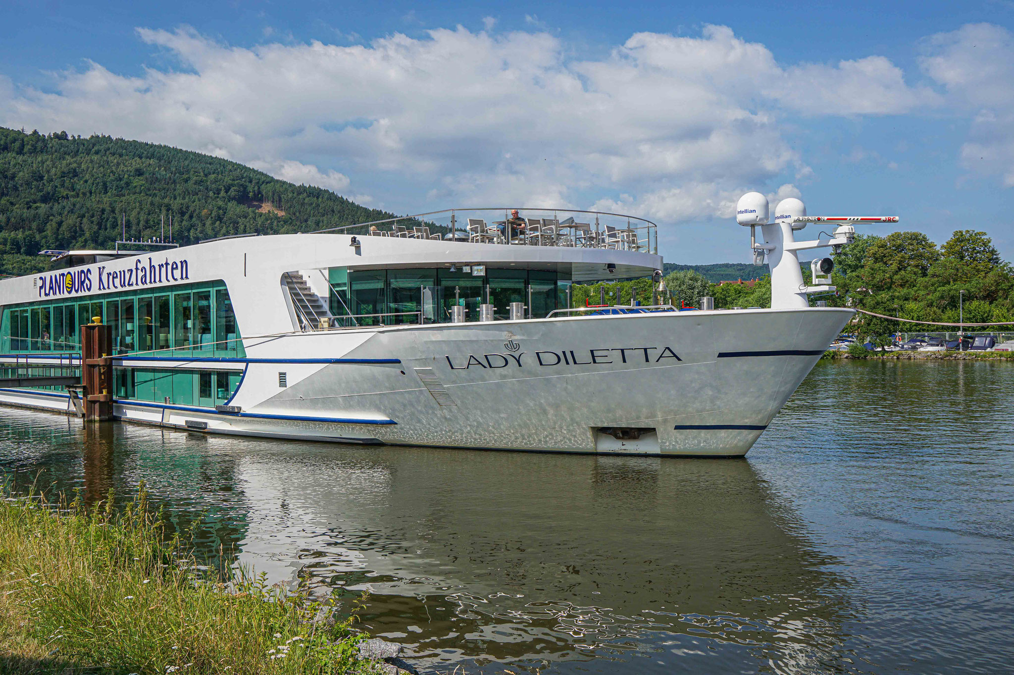 MS LADY DILETTA am Anleger in Miltenberg