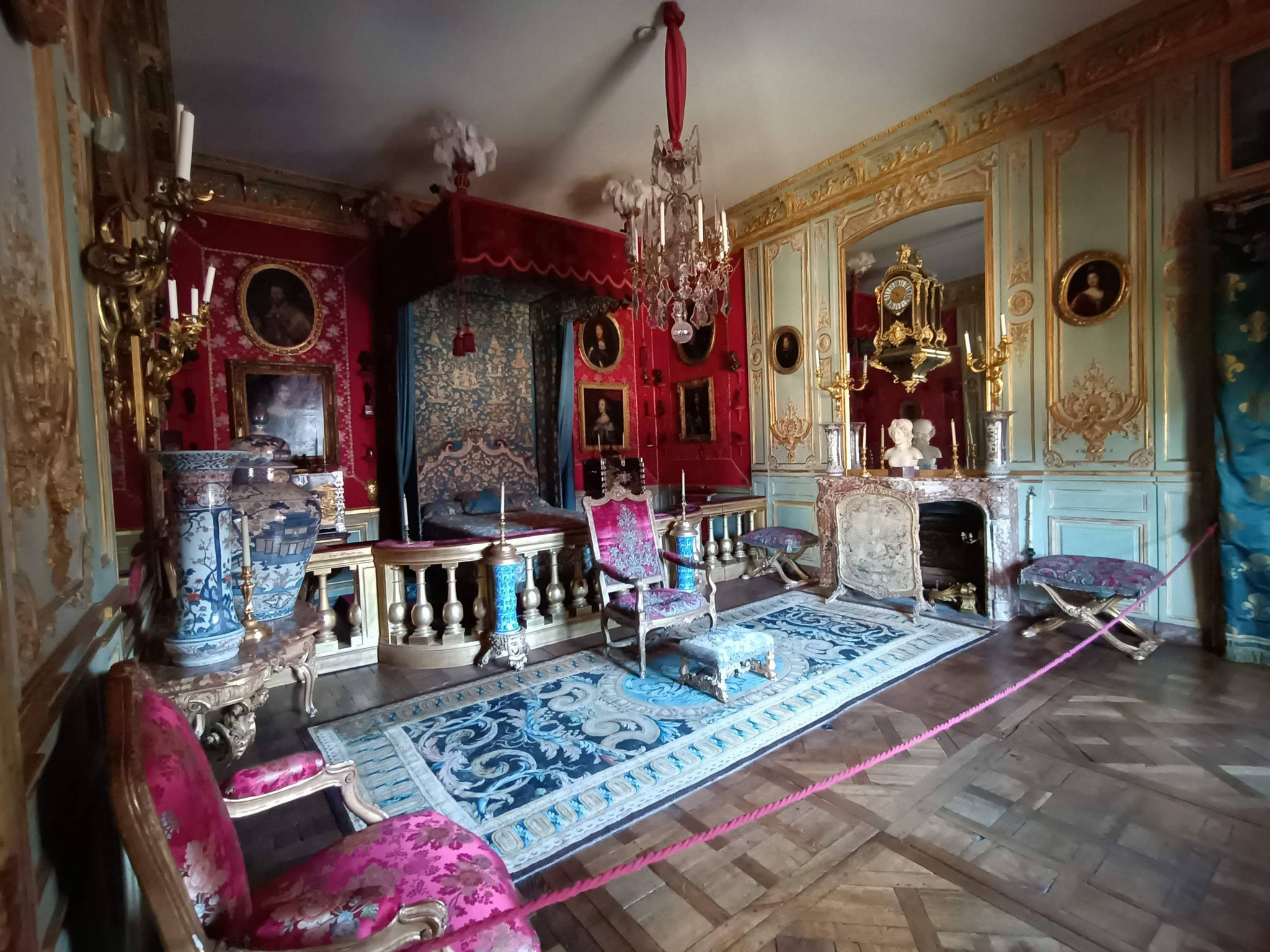 Chambre de parade, mobilier XVIIIe