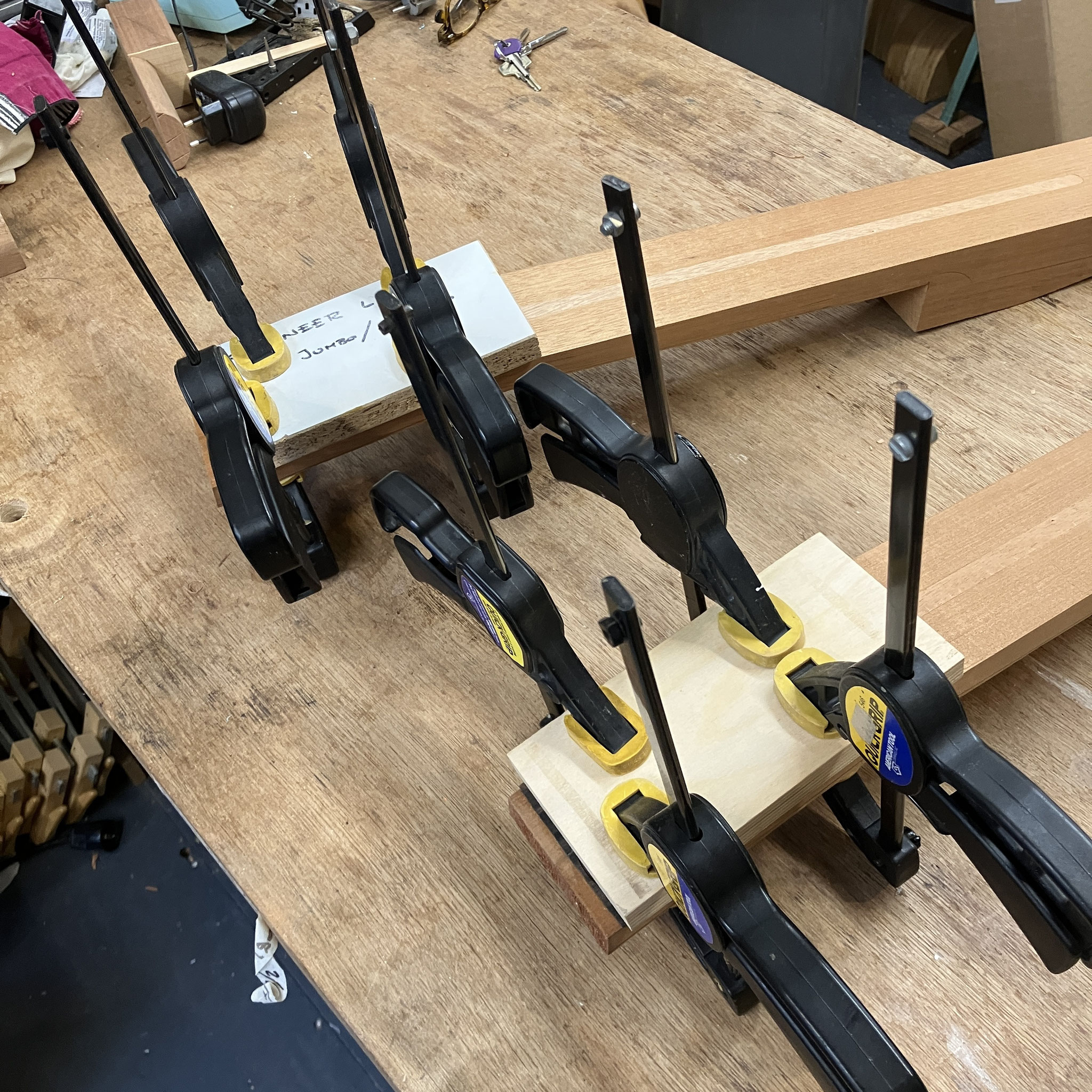 Glueing the headplate